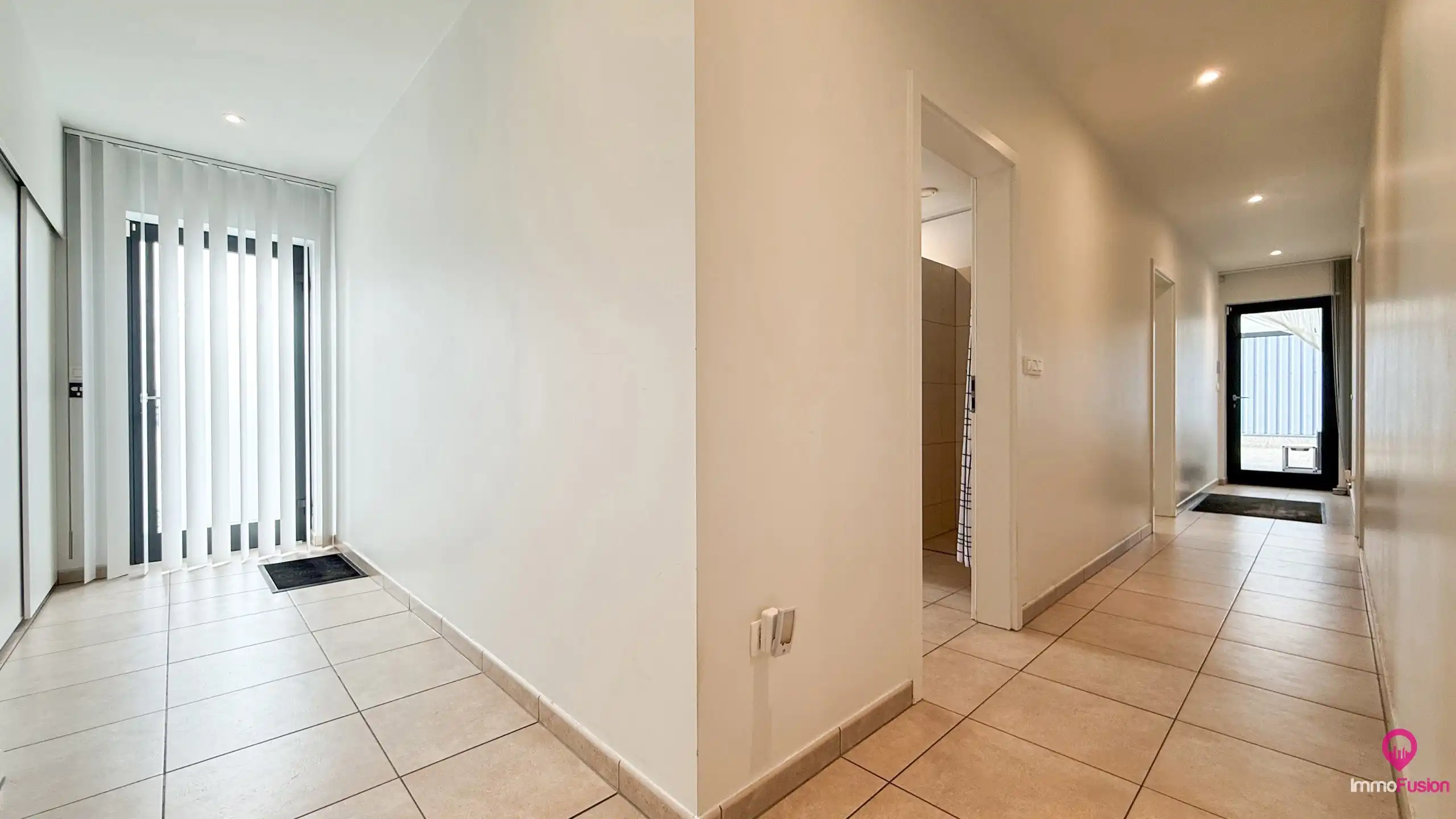 Veelzijdig industrieel pand met ruime woonst en zonnepanelen foto 48