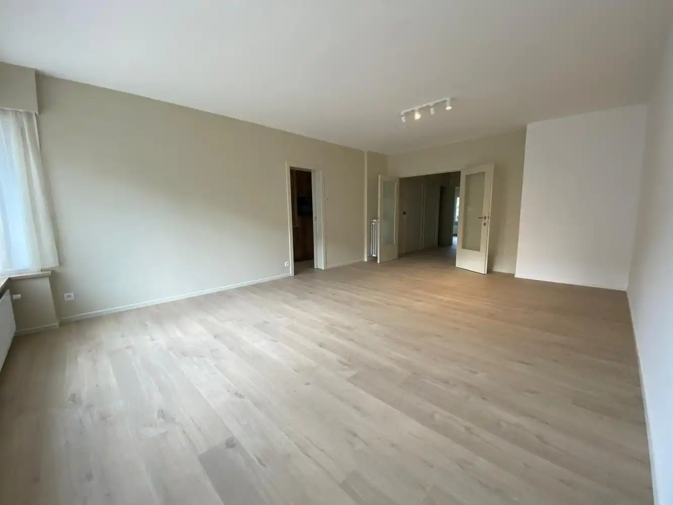 KLAPROZENLAAN 27/02.01 foto 5