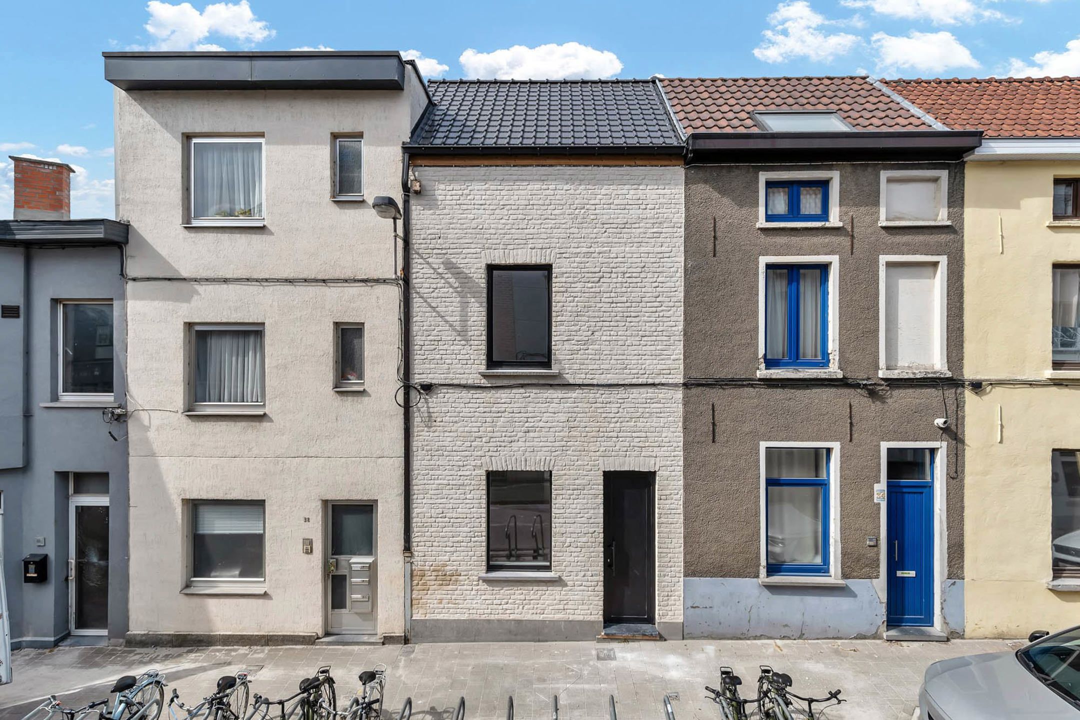 Volledig gerenoveerde stadswoning nabij centrum Gent foto {{pictureIndex}}