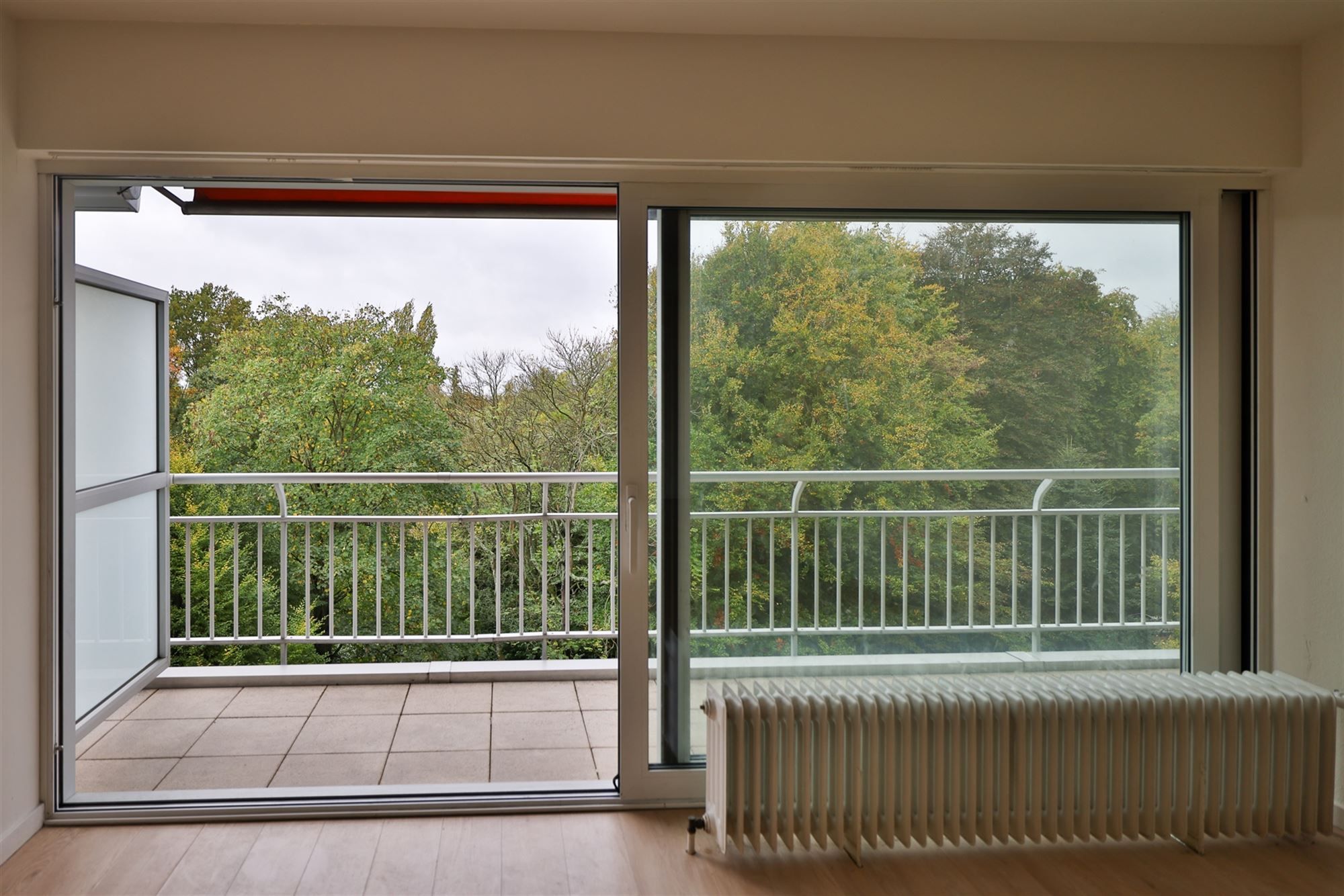 ruim energiezuinig 3-slaapkamerappartement met knap uitzicht foto 3