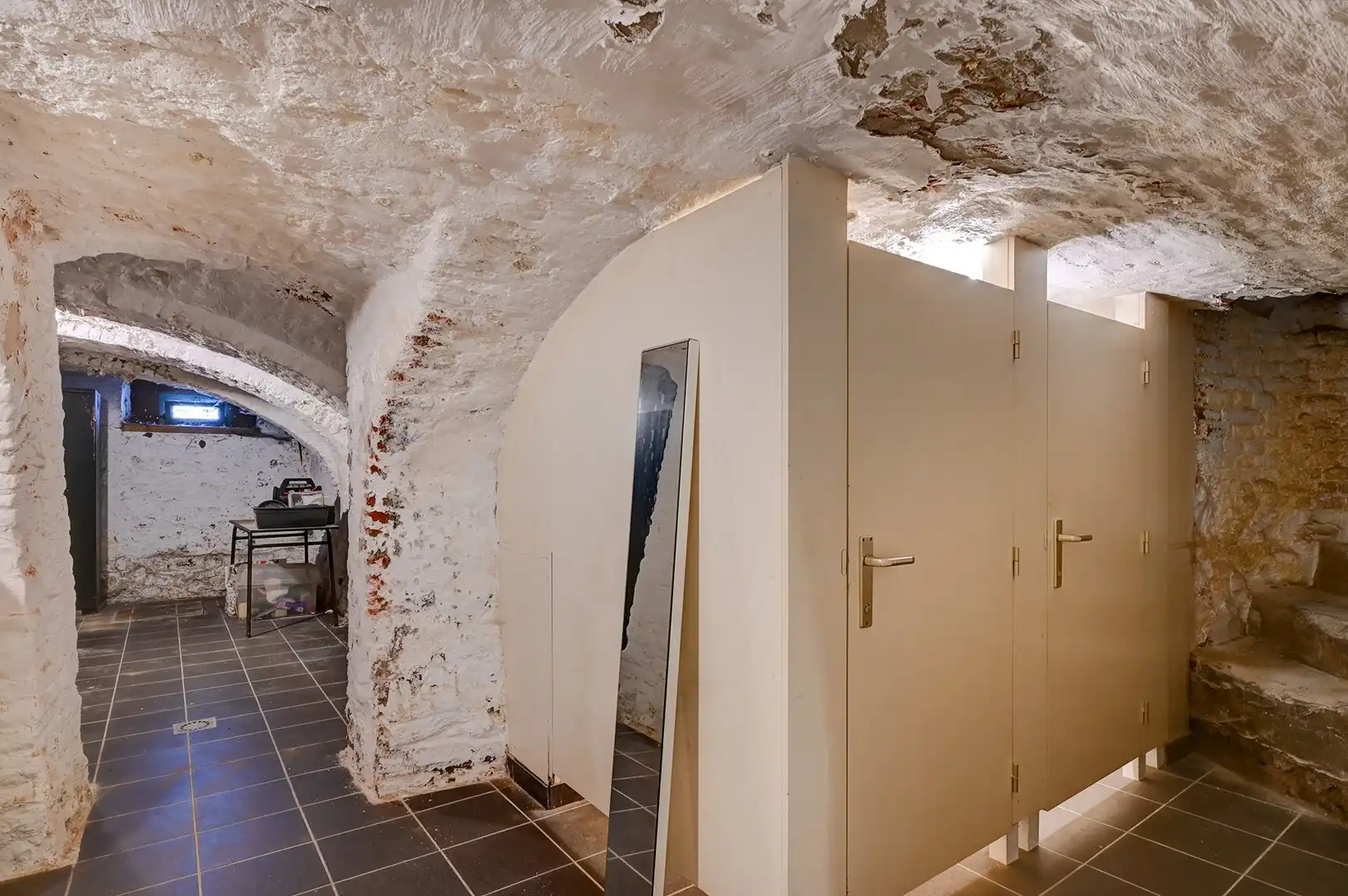 Prestigieus handelspand in centrum Borgloon foto 20