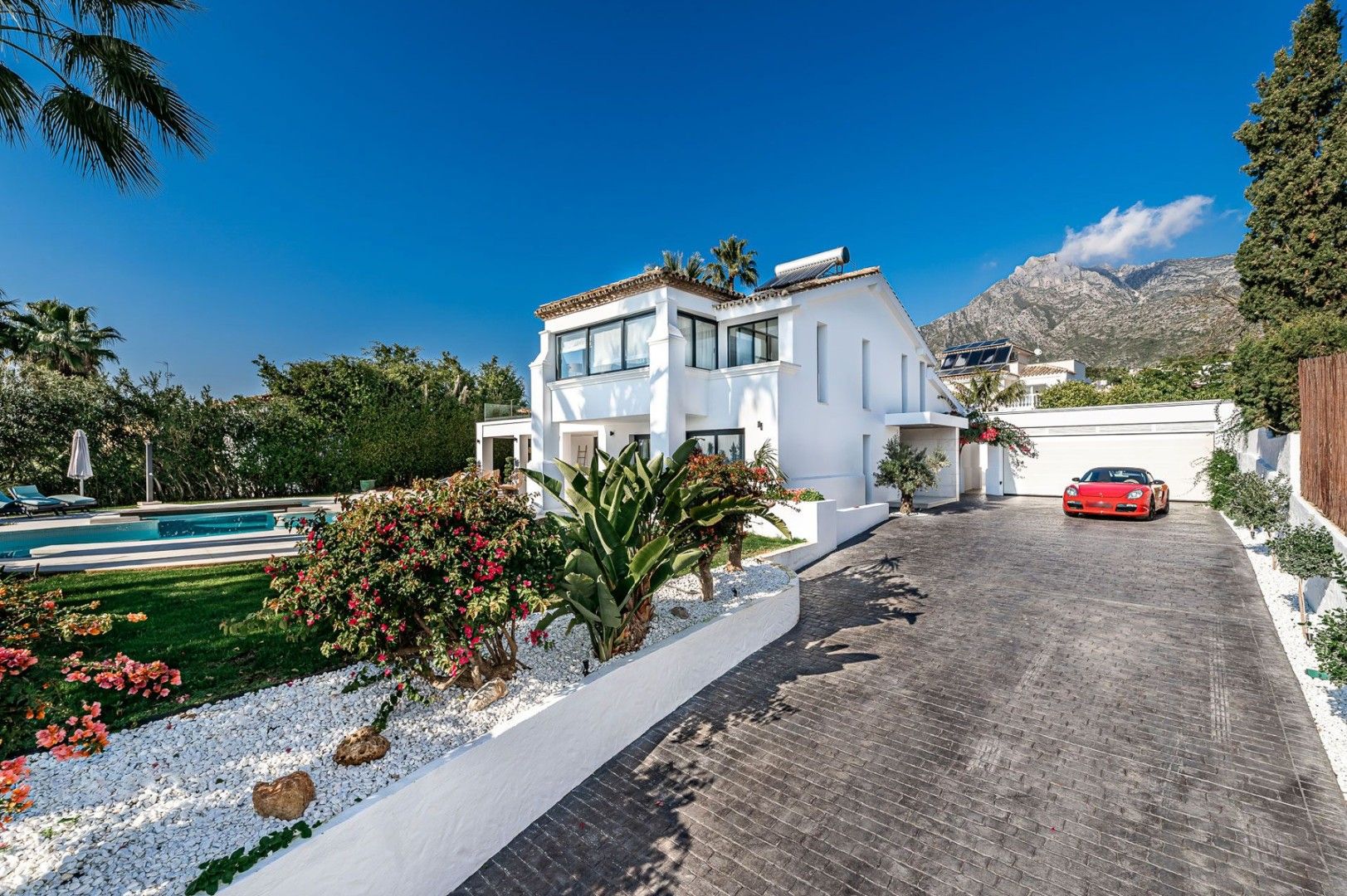 ZELDZAME EIGENTIJDSE VILLA IN IBIZA-STIJL IN NAGUELES foto 20