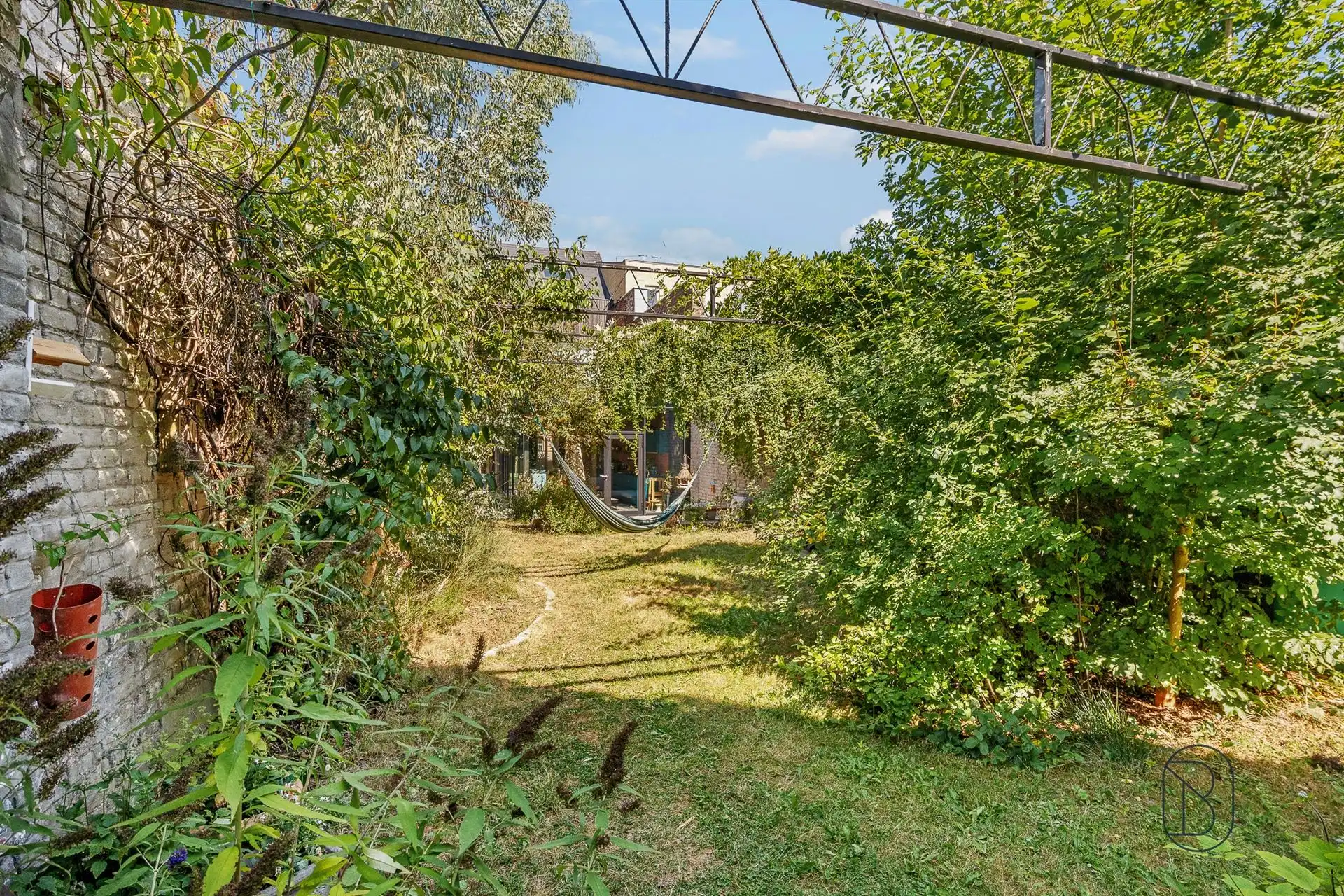 Prachtig gerenoveerde herenwoning met tuin & atelier/duplex foto 6
