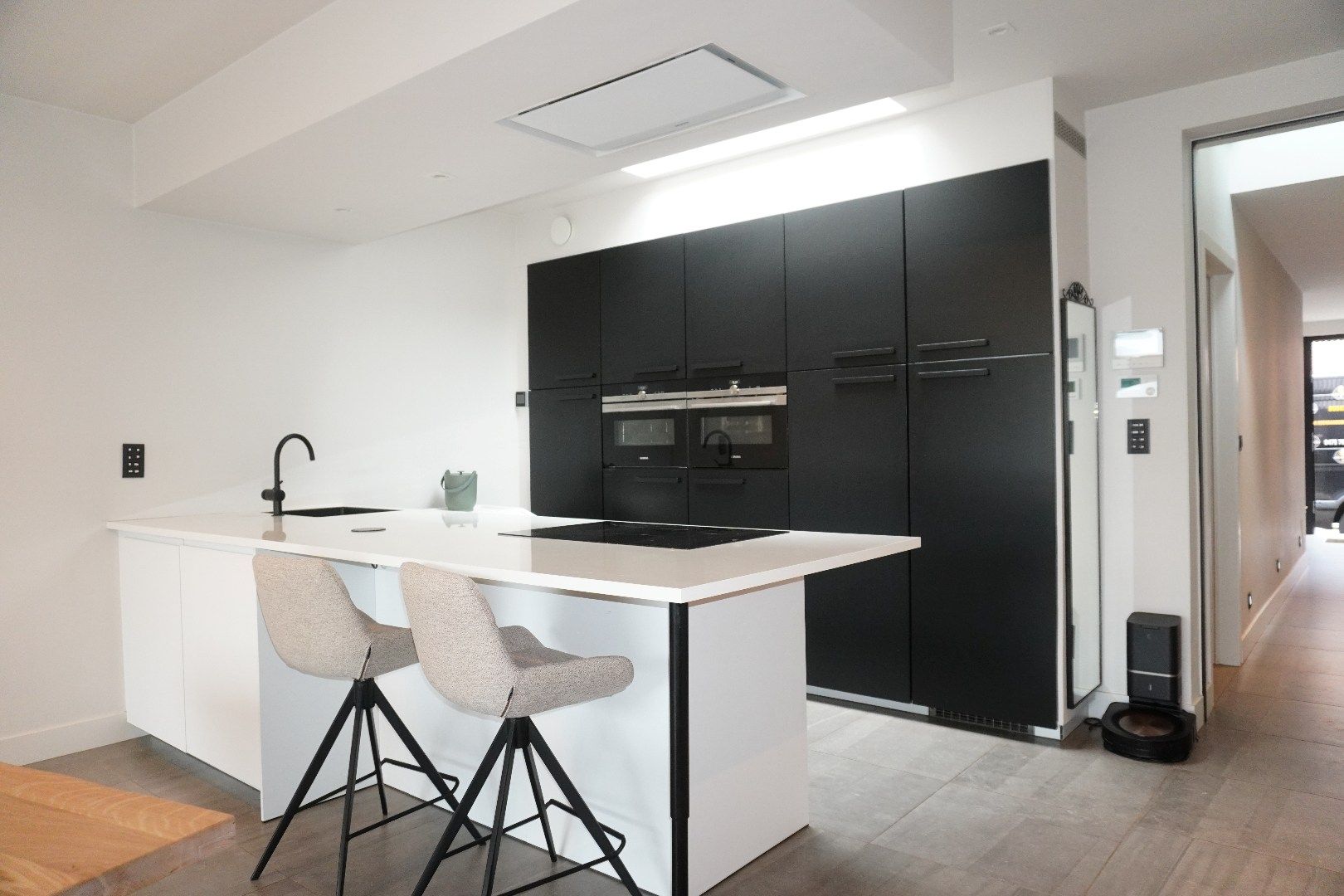 Rijwoning te Lokeren met tuin en garage foto 3