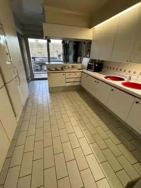 Appartement met 3 slaapkamers en 3 terrassen tegenover Shopping1 foto 7