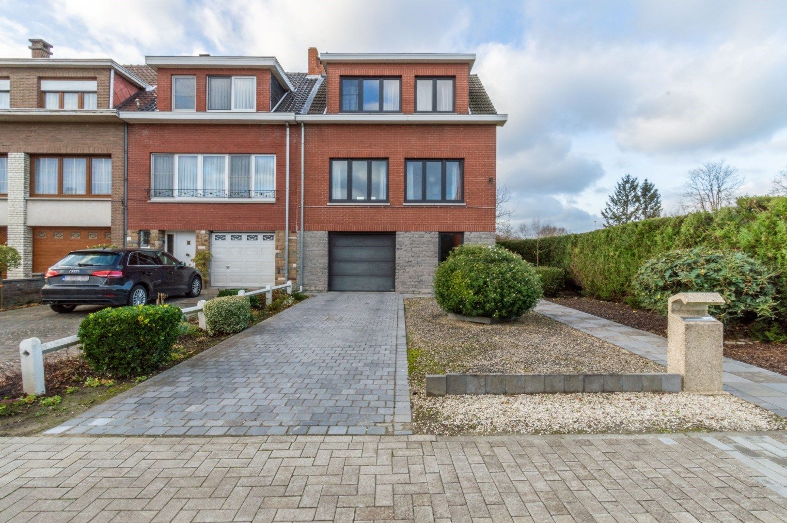 !!! OPTIE !!! SOLIDE & CHARMANTE WONING MET 2 SLP + 2 BUREAU'S foto 27