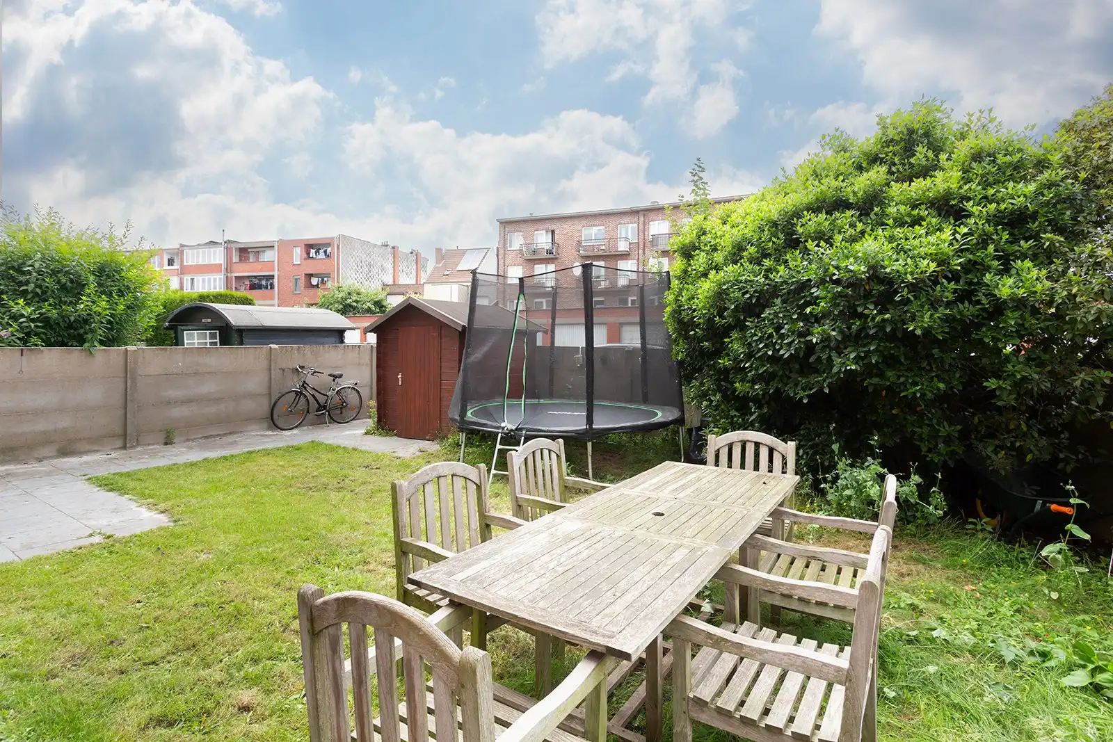 Ruim, gerenoveerd gelijkvloersappartement met garagebox! foto 23