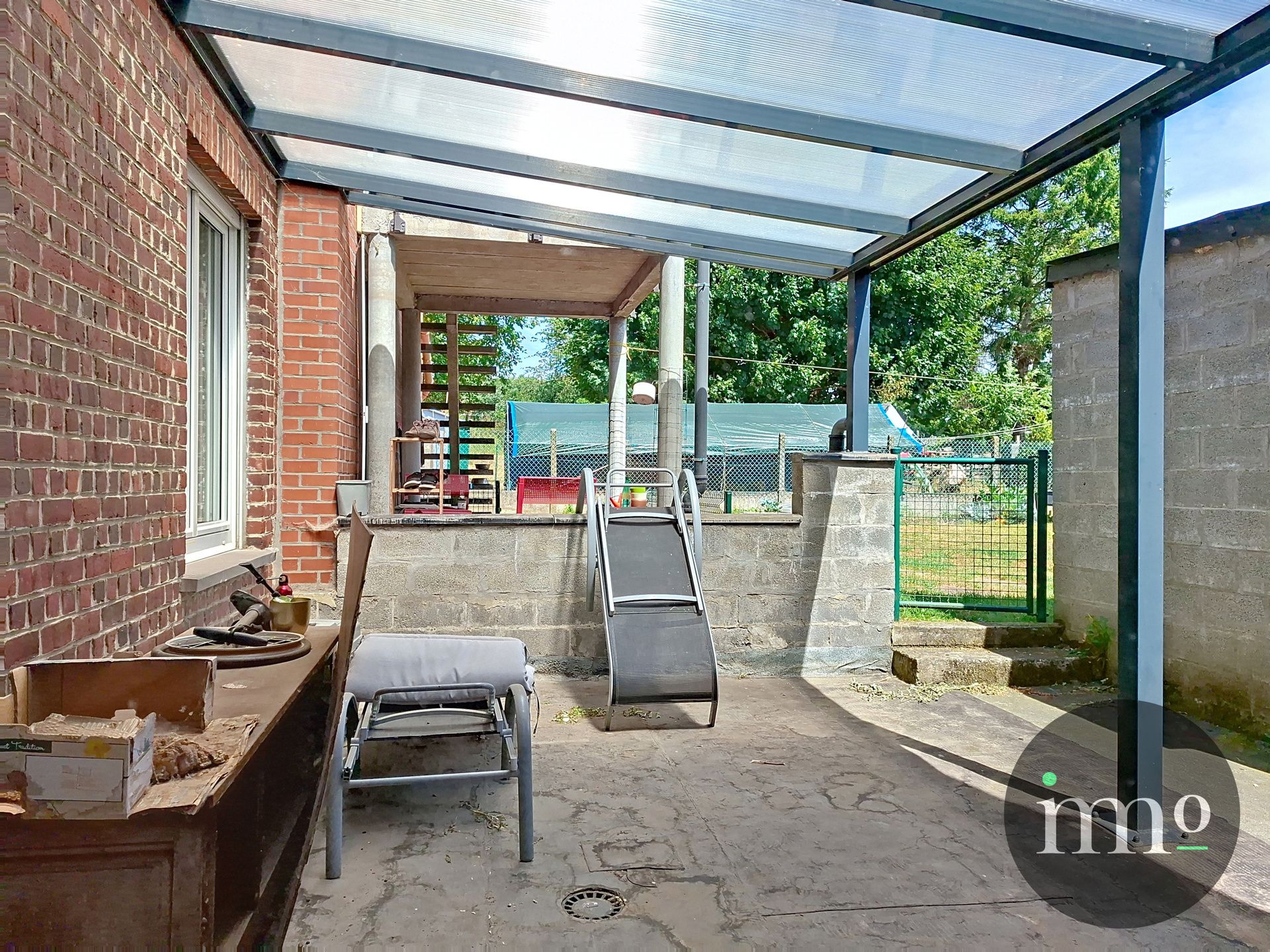 GELIJKVLOERS APPARTEMENT MET VEEL BUITENRUIMTE foto 8