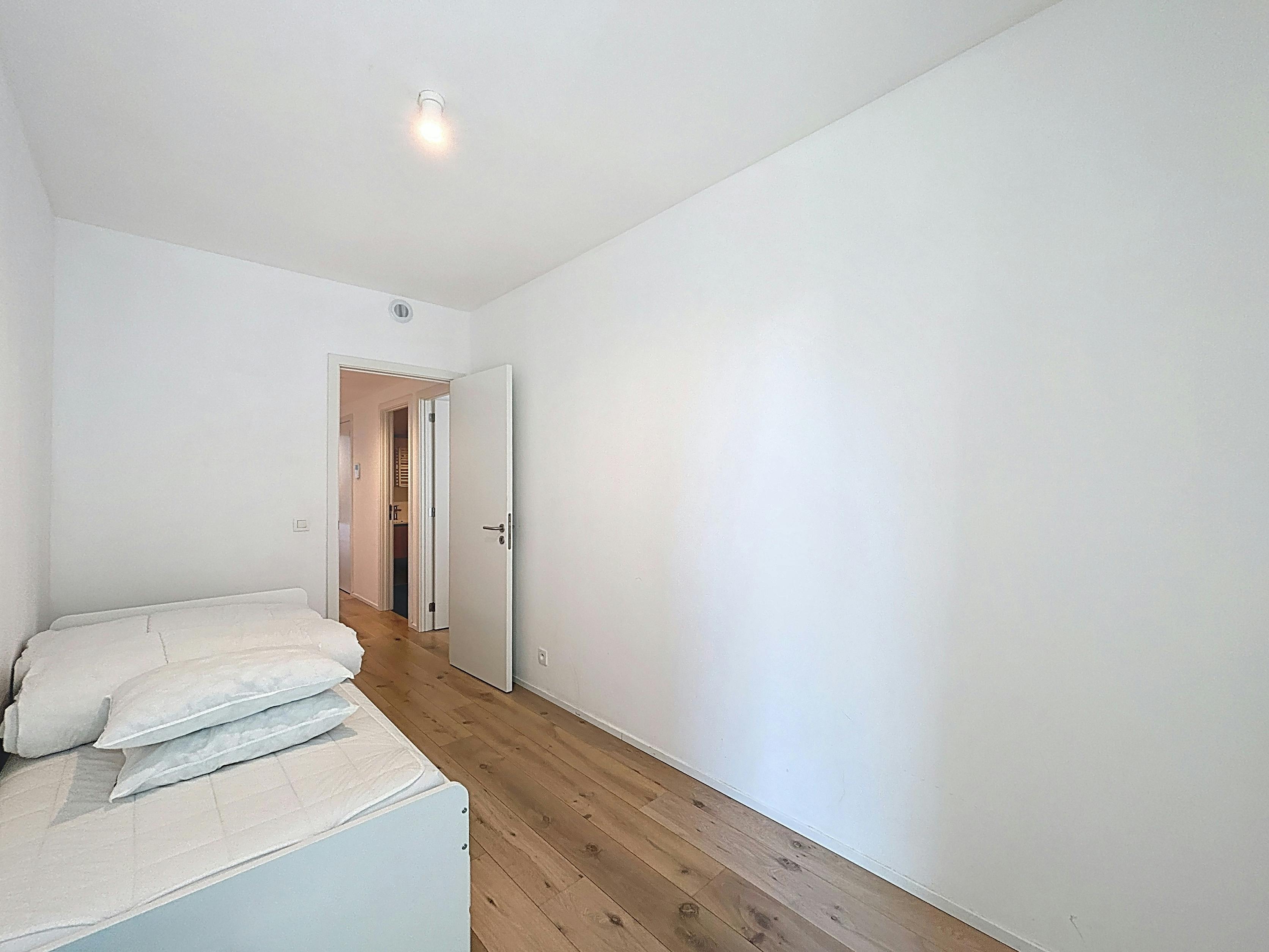 Gemeubileerd appartement te huur in hartje Brussel foto 14