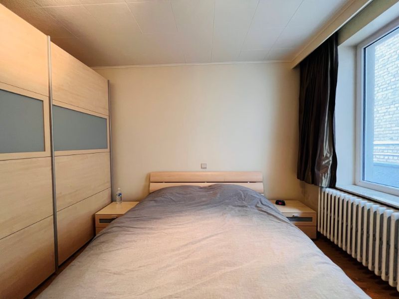 Volledig gerenoveerd, gemeubeld appartement met 2 slaapkamers foto 11