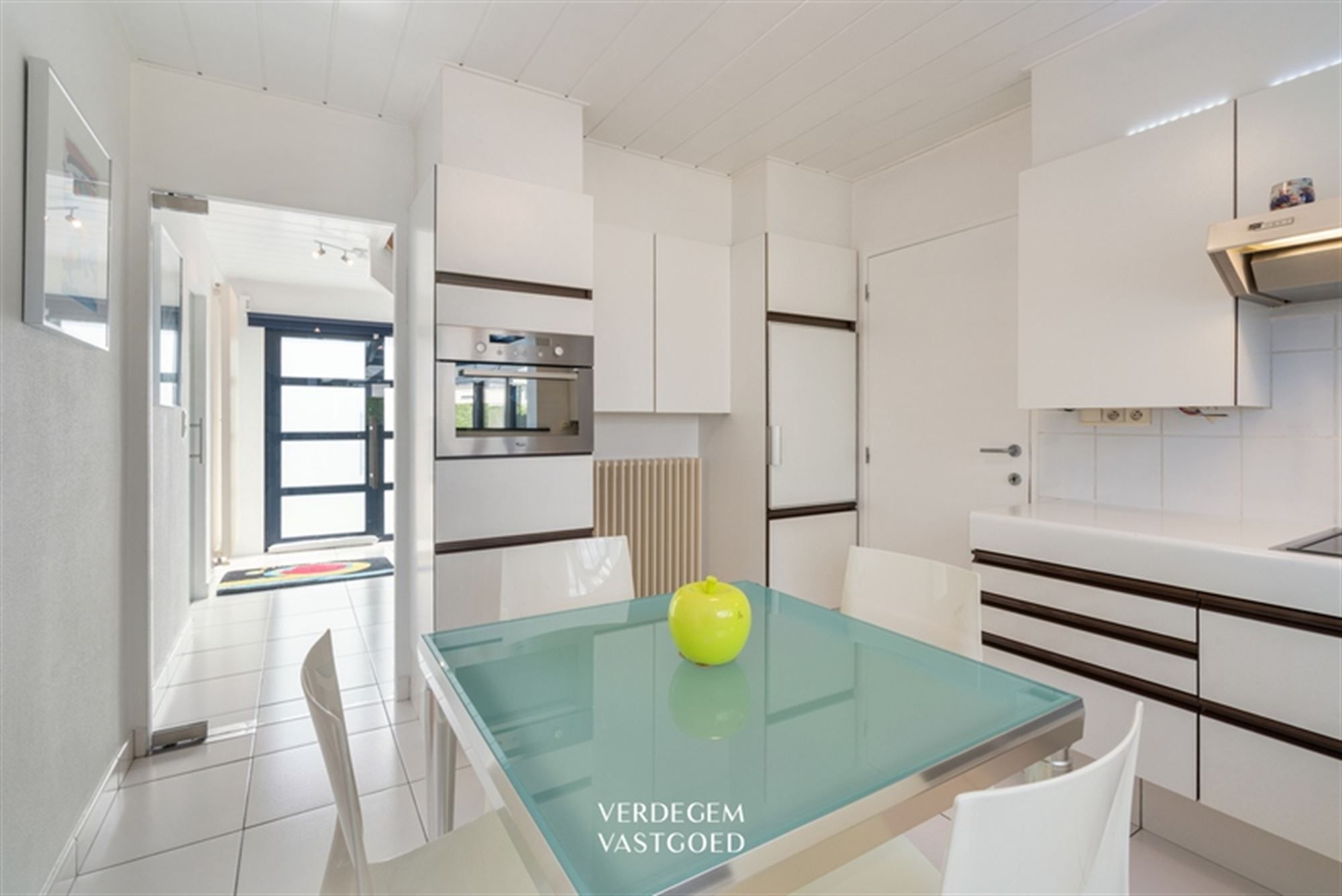 Knappe instapklare woning met 4 slaapkamers, grote tuin en EPC C foto 7