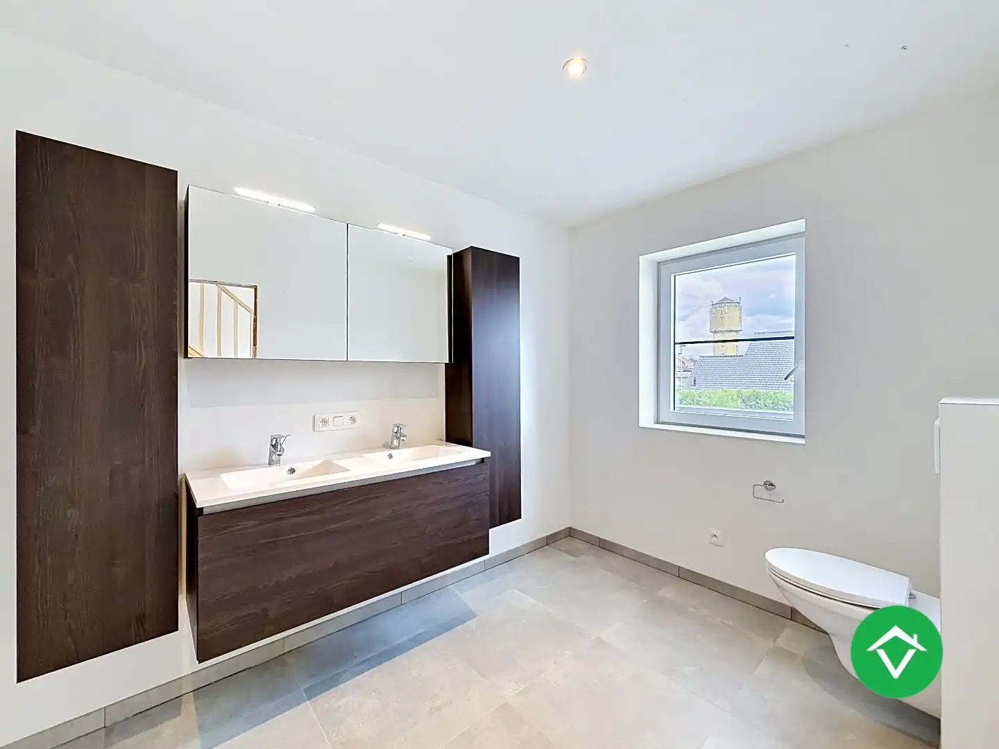 Centraal gelegen nieuwbouwwoning met 3 slaapkamers, tuin en overdekte autostaanplaats foto 17