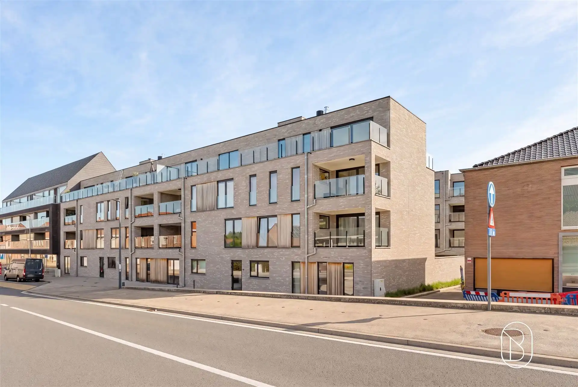 Prachtige penthouse met 3 slk op toplocatie in Harelbeke foto 5