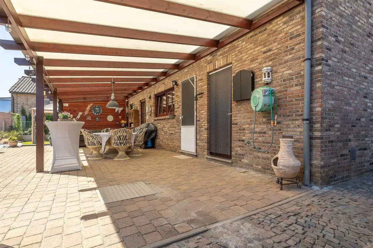 Verzorgde landelijke woning met 3slk op boogscheut E314 foto 45