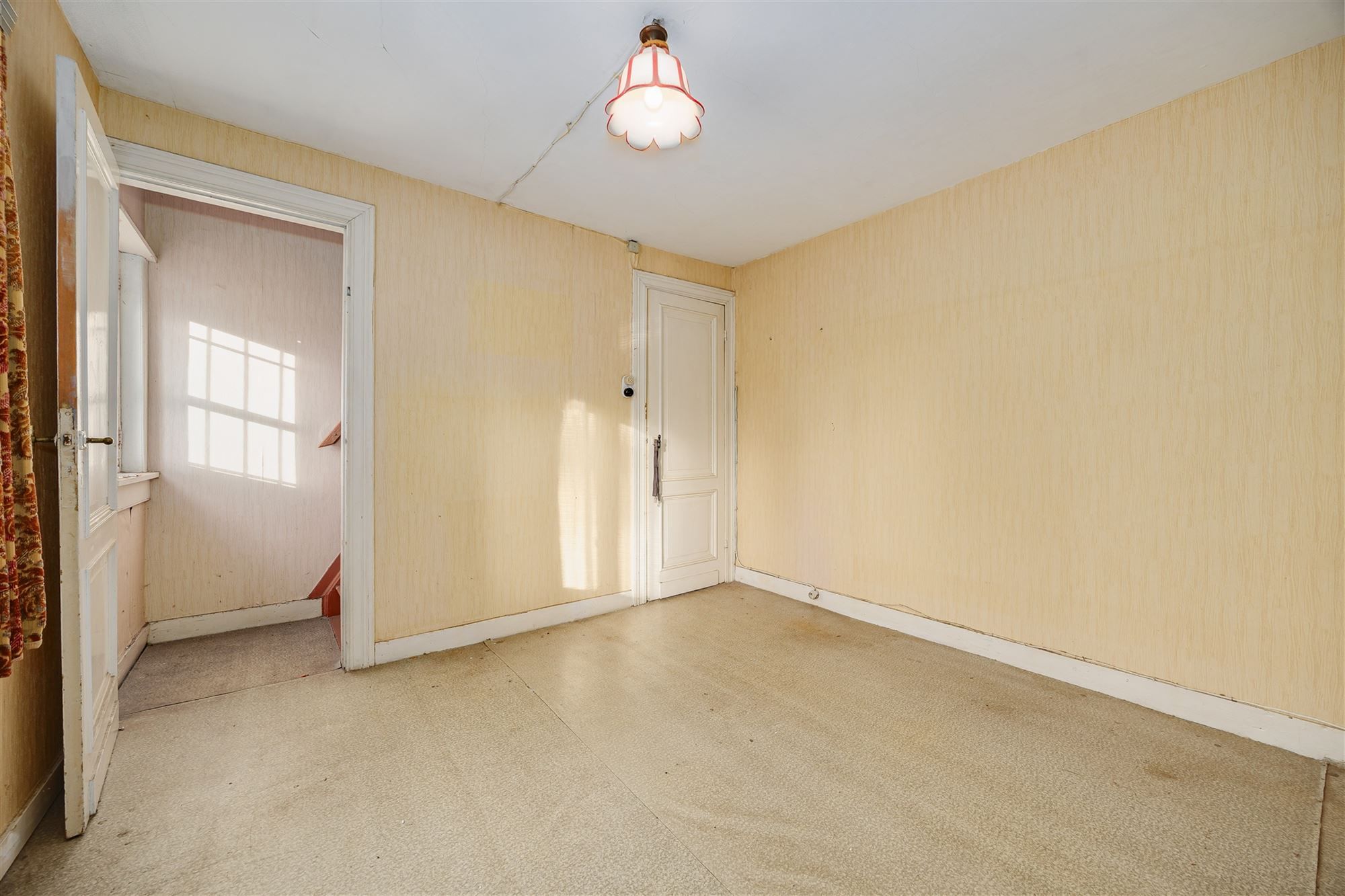 Te renoveren woning met 3-4  slk met gezellige tuin foto 18