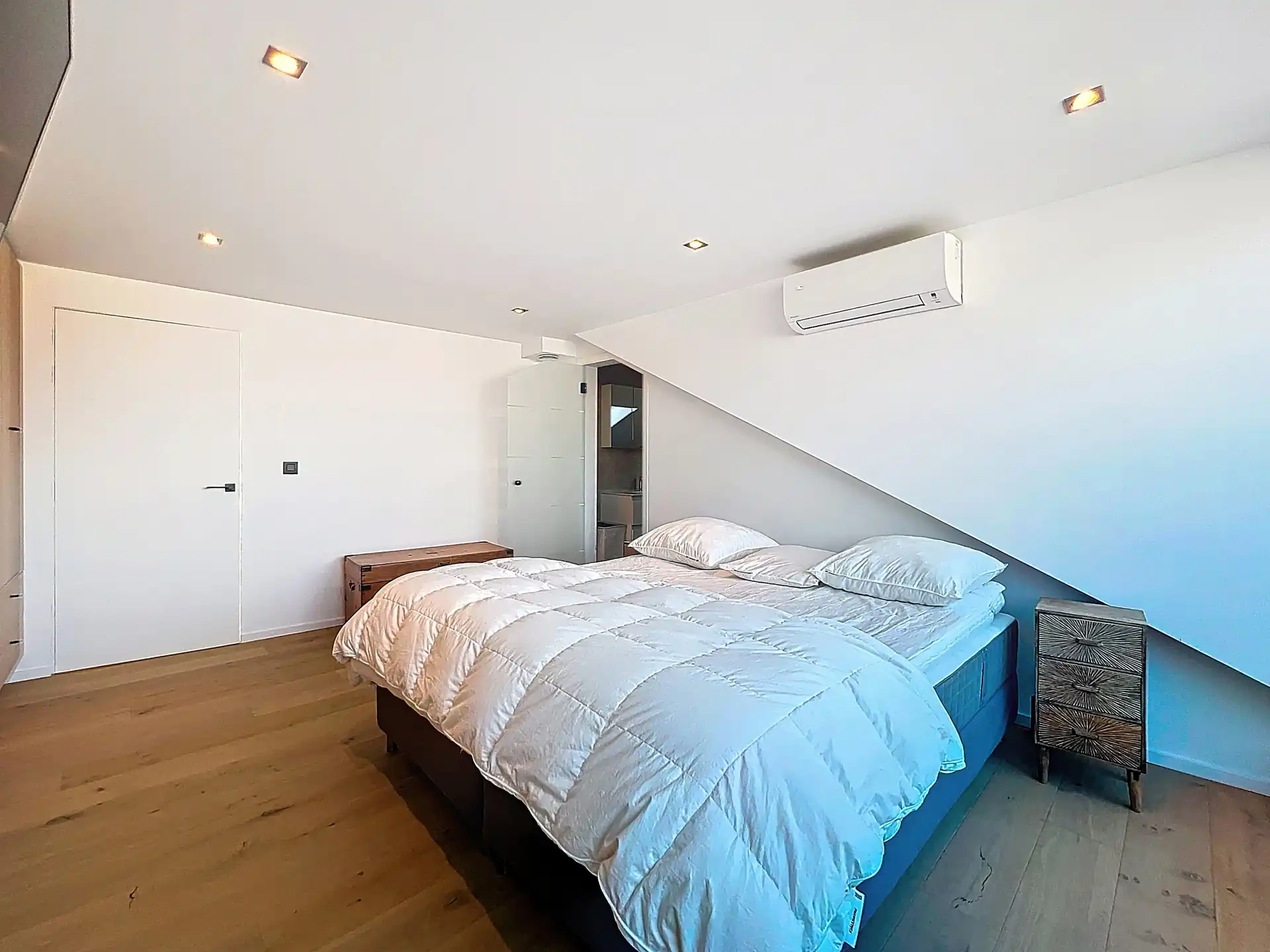 Gemeubileerd penthouse met 3 slaapkamers en prachtig terras foto 5