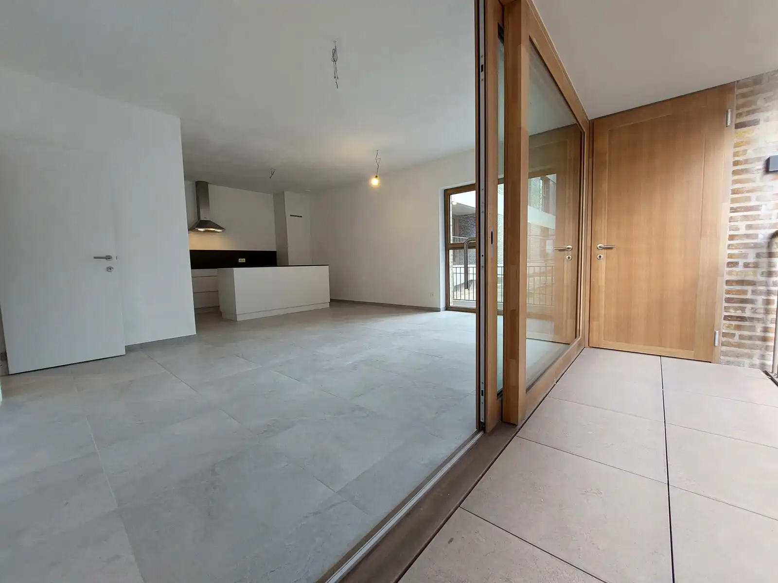 Wilrijk - Lichtrijk nieuwbouw 1 slpk  app met terras en P. foto 3