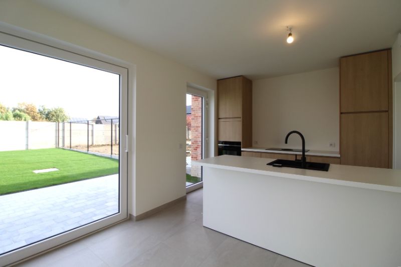 Nieuwbouwwoning te huur in Zonnebeke foto 4