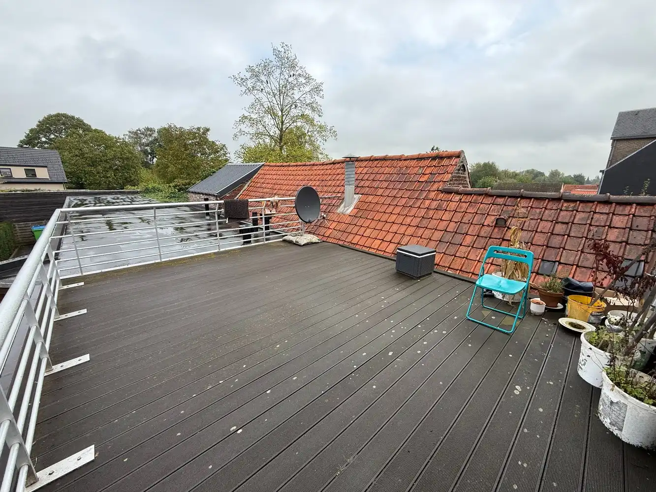 Recent appartement met 1 slaapkamer en heel ruim terras! Unieke investeringskans of ideaal startersappartement. foto 10