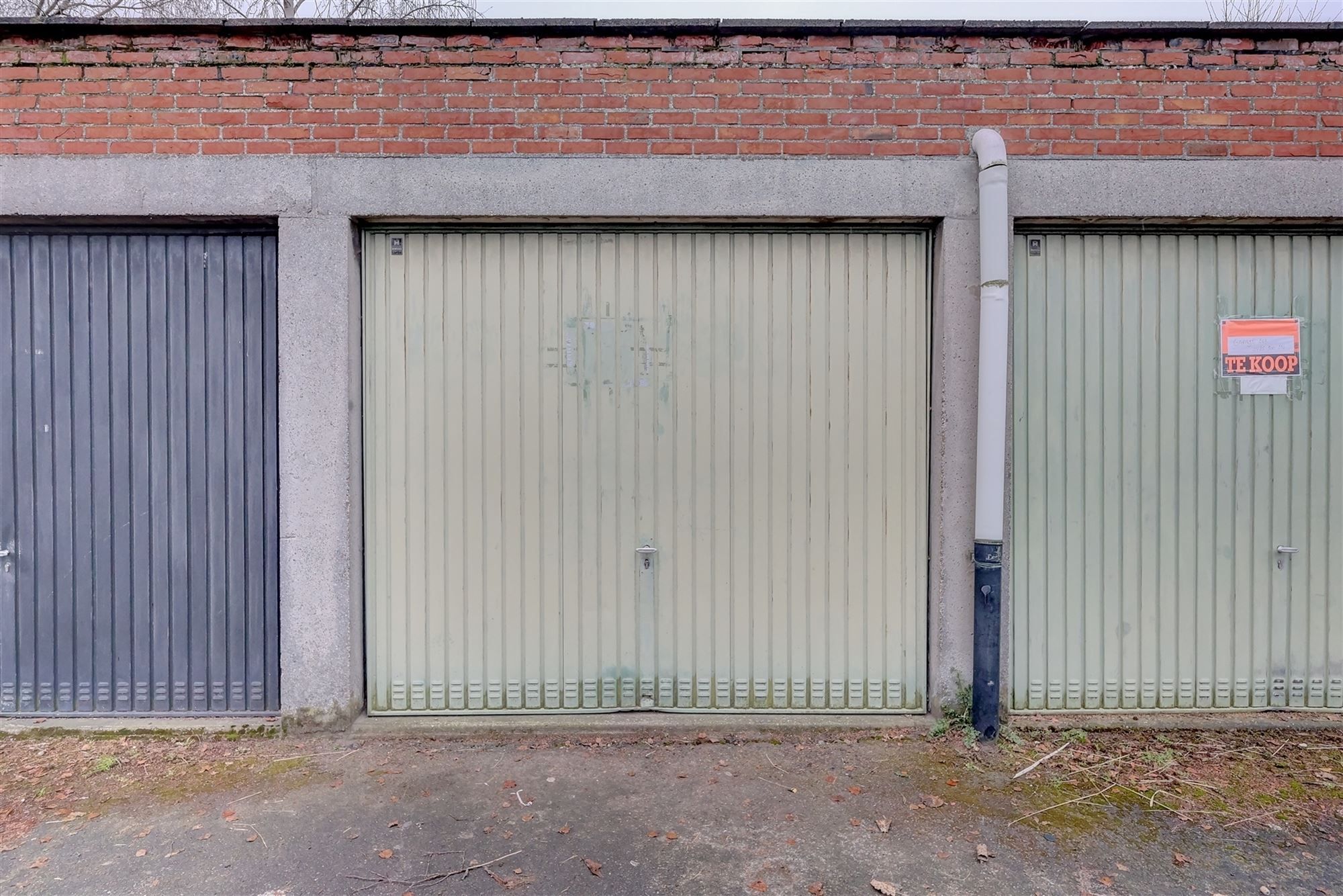 Vier garageboxen te koop op toplocatie in Zwijndrecht foto 2