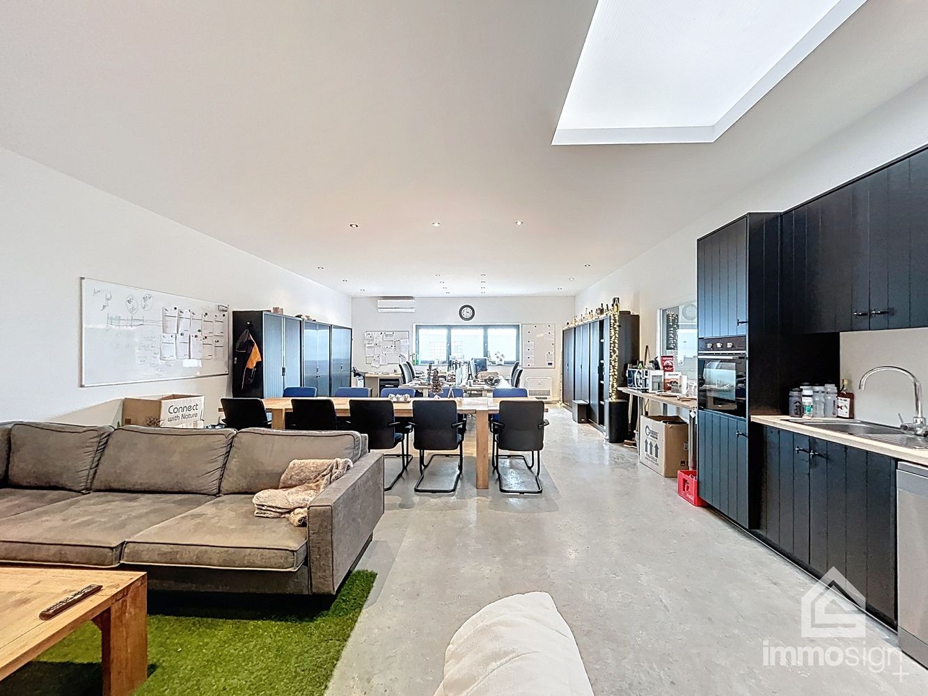 Veelzijdige halfopen bedrijfshal met kantoor en buitenruimte in Pelt! foto 17