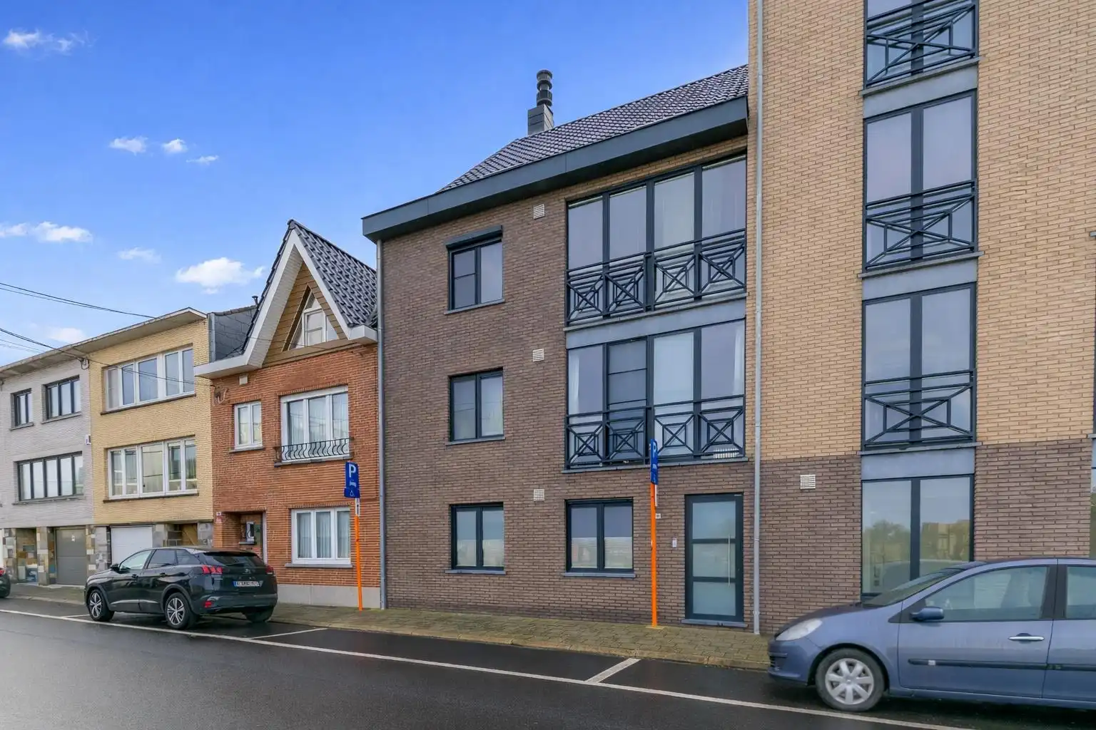 INSTAPKLAAR APPARTEMENT MET 3 SLAAPKAMERS + TUIN ! foto 4