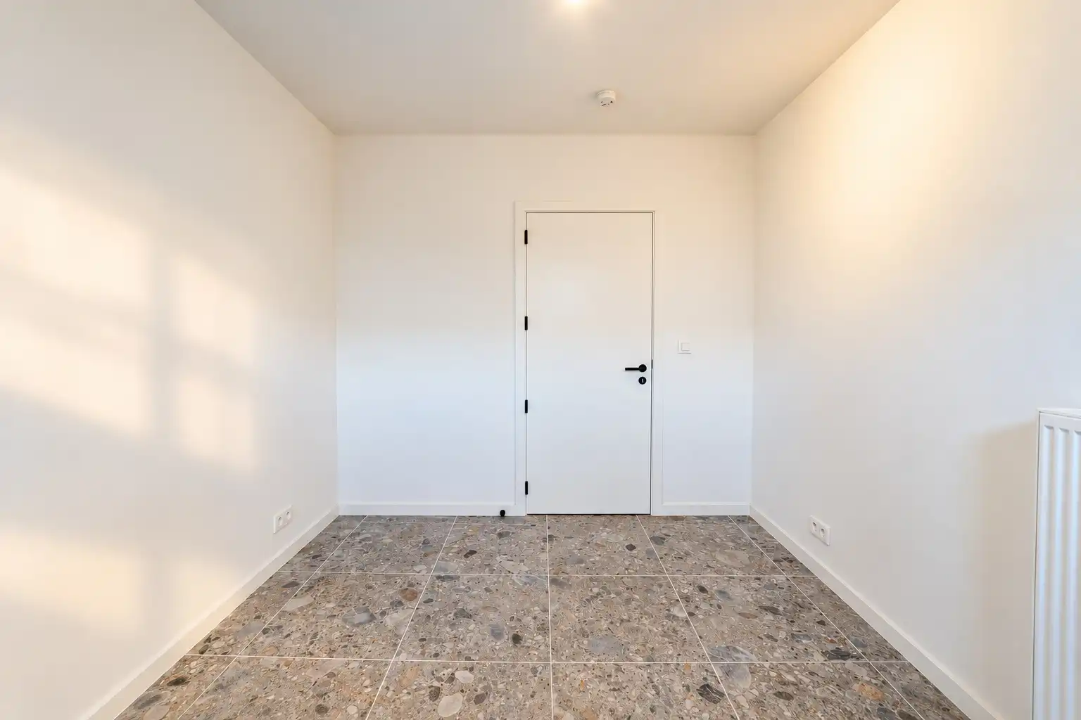 Gerenoveerd 2-slaapkamerappartement met uitzicht op Sint-Baafskathedraal foto 15