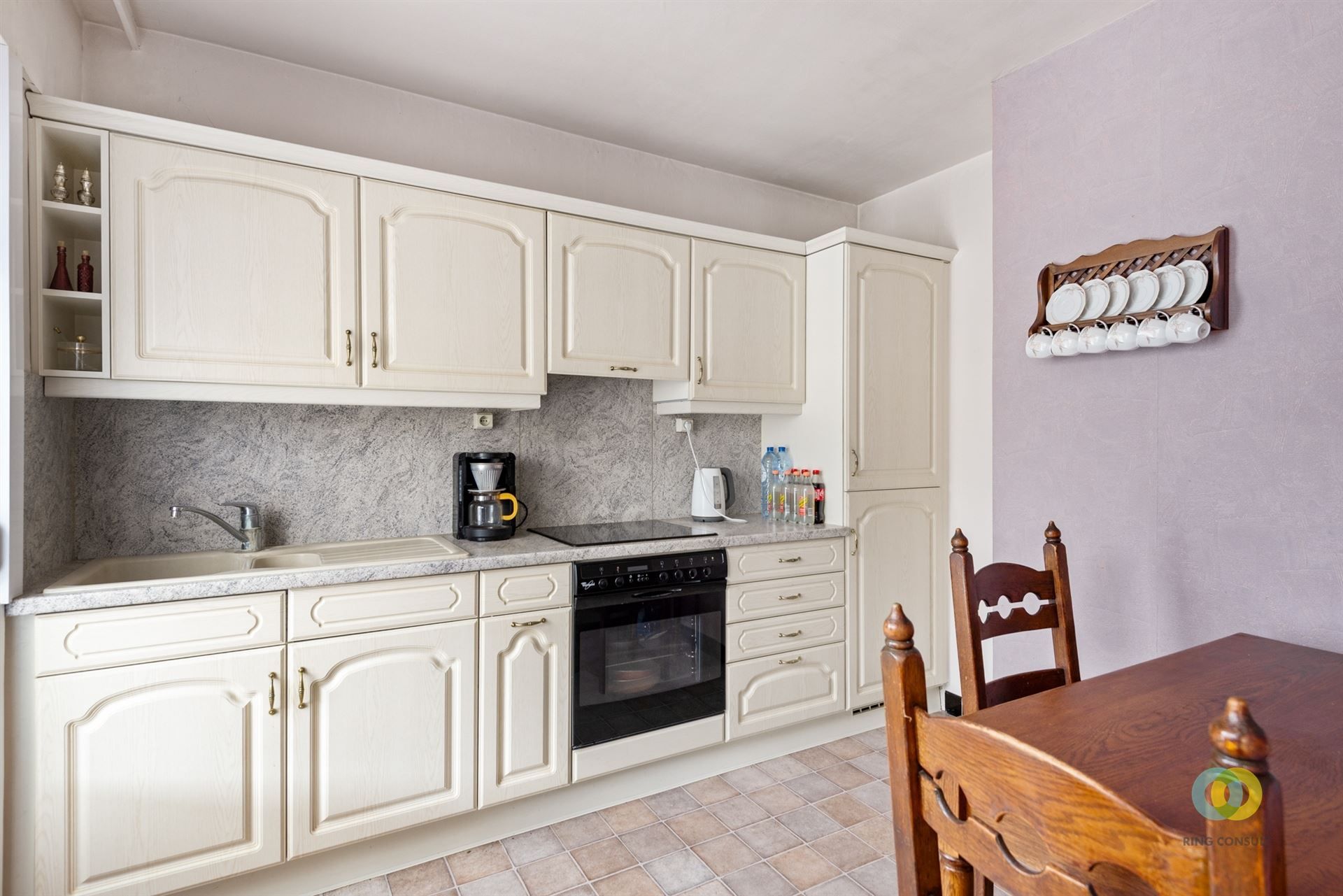 **IN OPTIE** Charmante 3-gevelwoning met tuin en garage foto 5