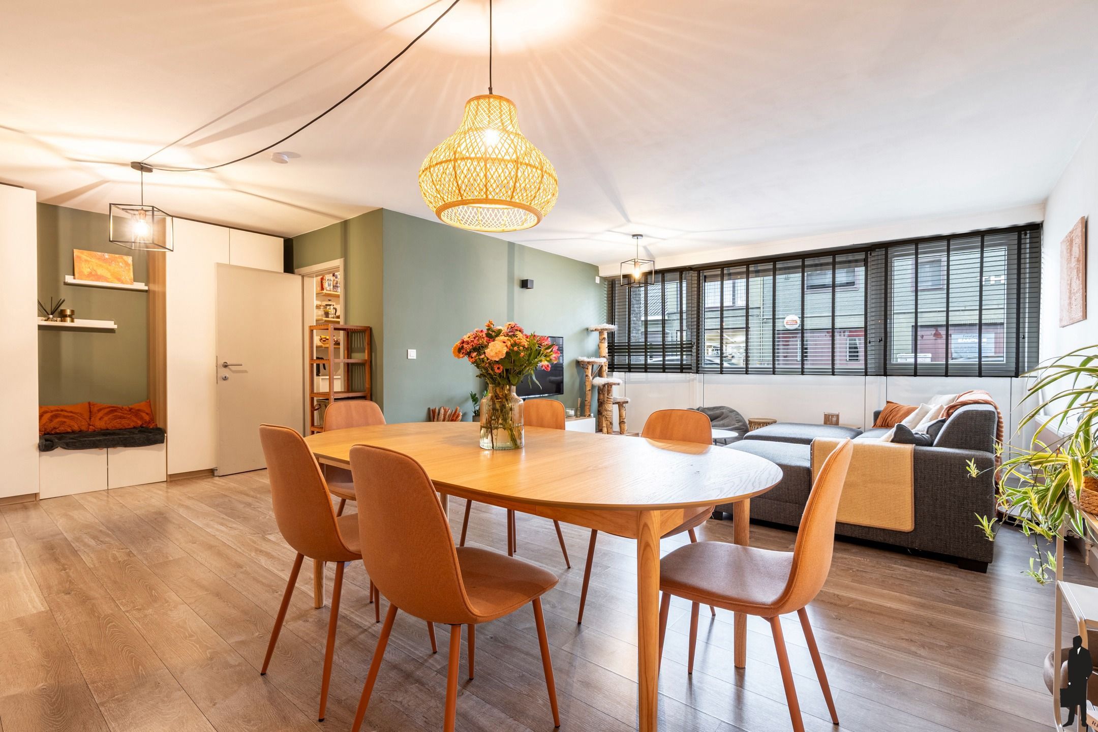 Ruim, gezellig, centraal gelegen 2 slpk.-appartement te Geel foto 2
