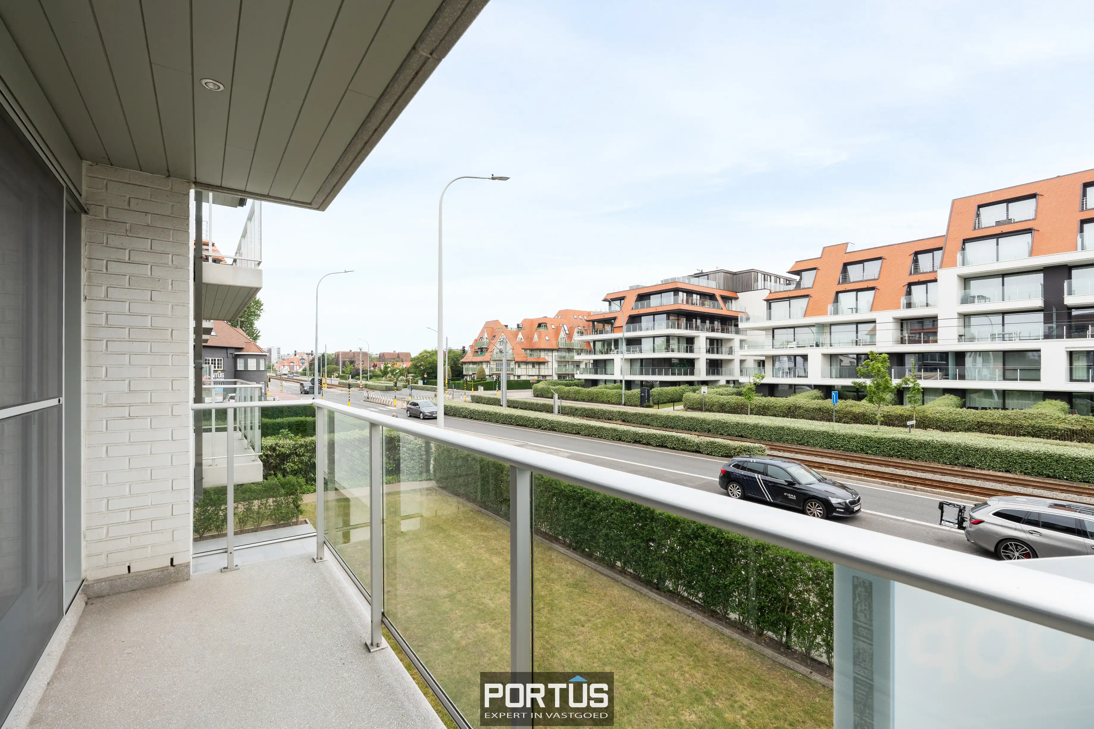 Ruim zonnig hoekappartement te koop te Nieuwpoort foto 16