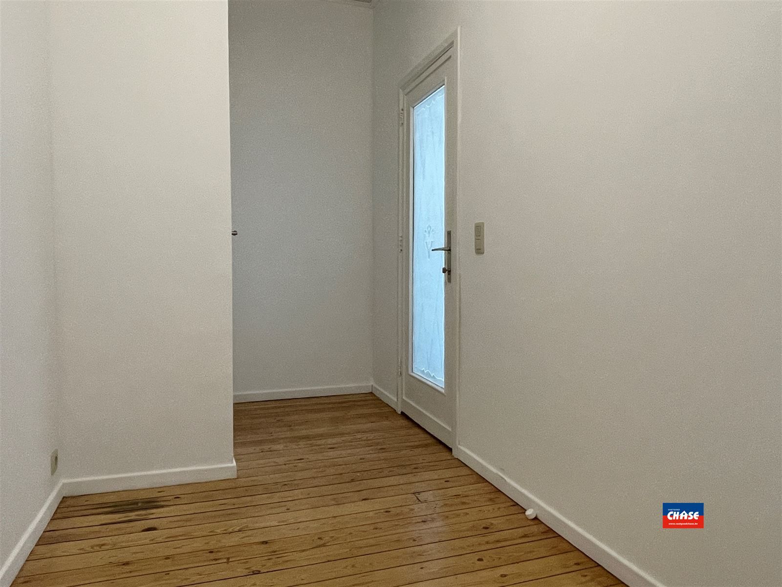 Knap appartement met 2 slaapkamers met groot terras foto 16