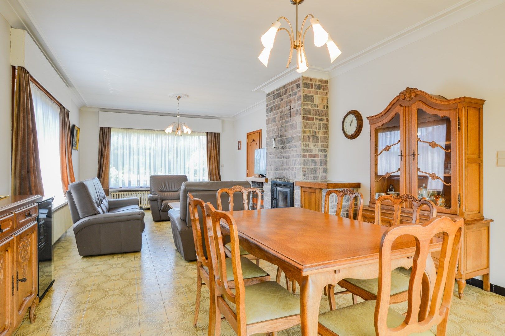 Alleenstaande woning op een perceel van 1.819 m² te Eernegem foto 6
