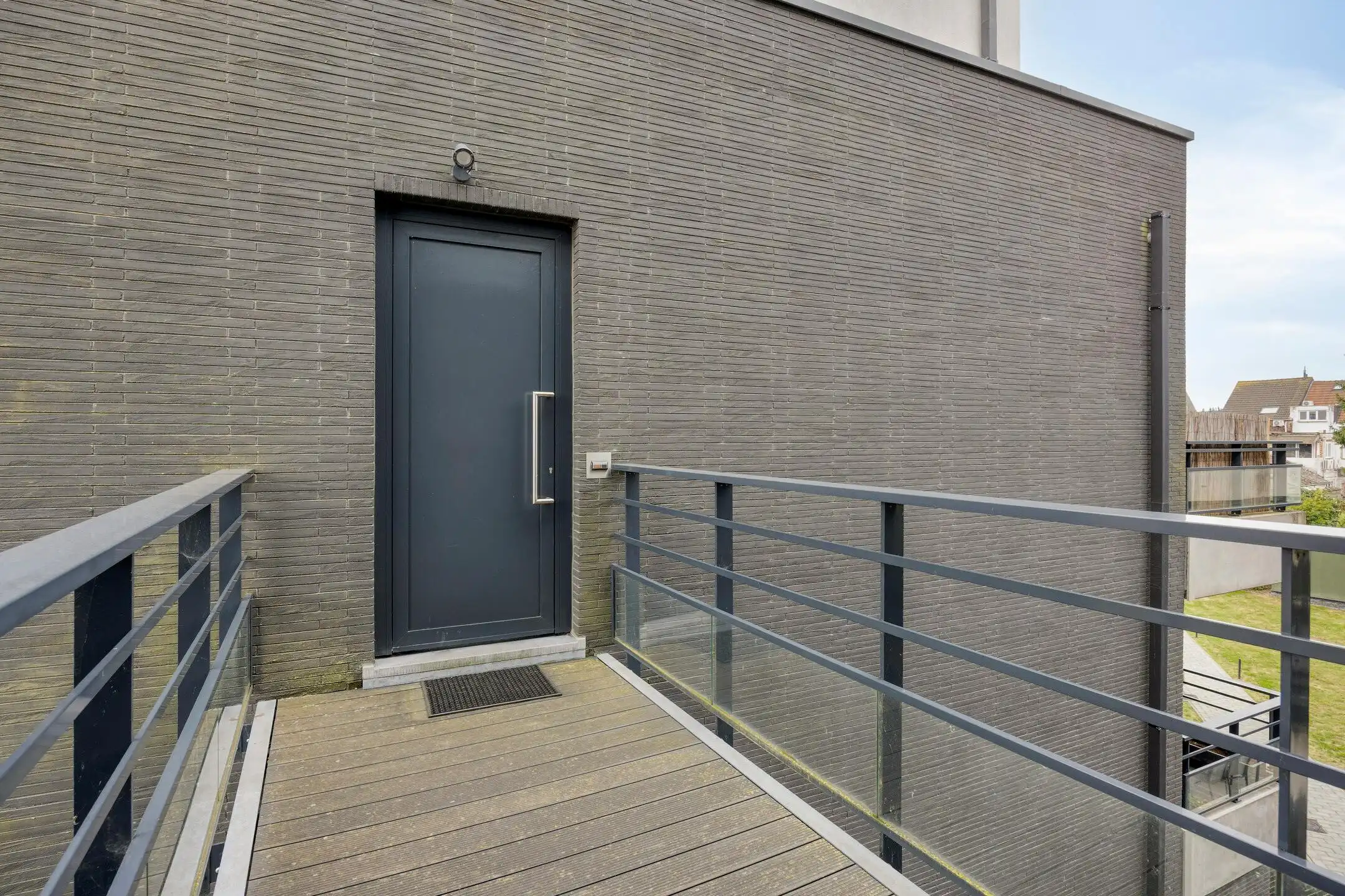 Instapklaar 1-slaapkamerappartement met terras en parking in Residentie Parkview te Vilvoorde foto 2