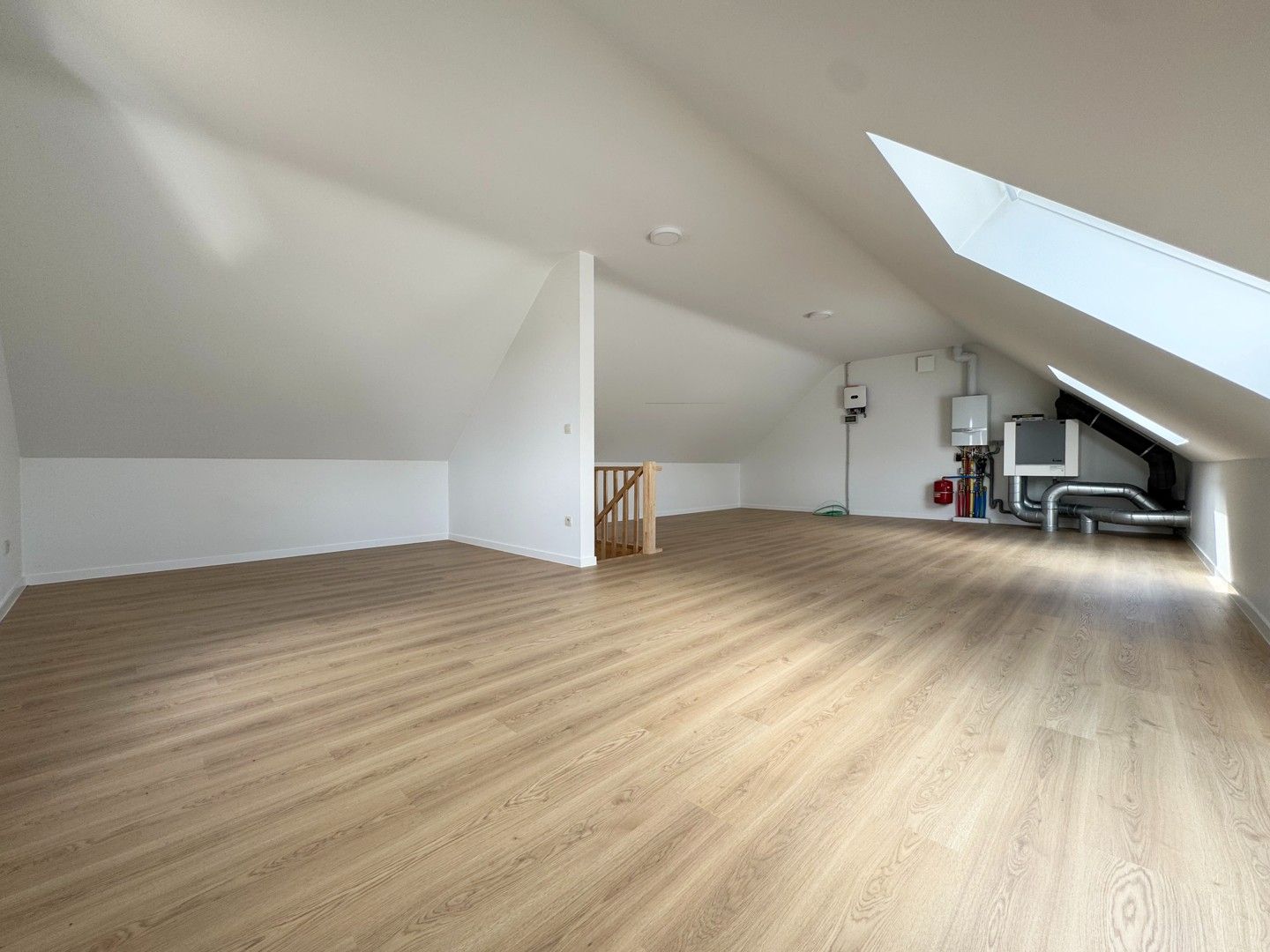 Nieuwbouwwoning met grote tuin en 4 slaapkamers foto 14