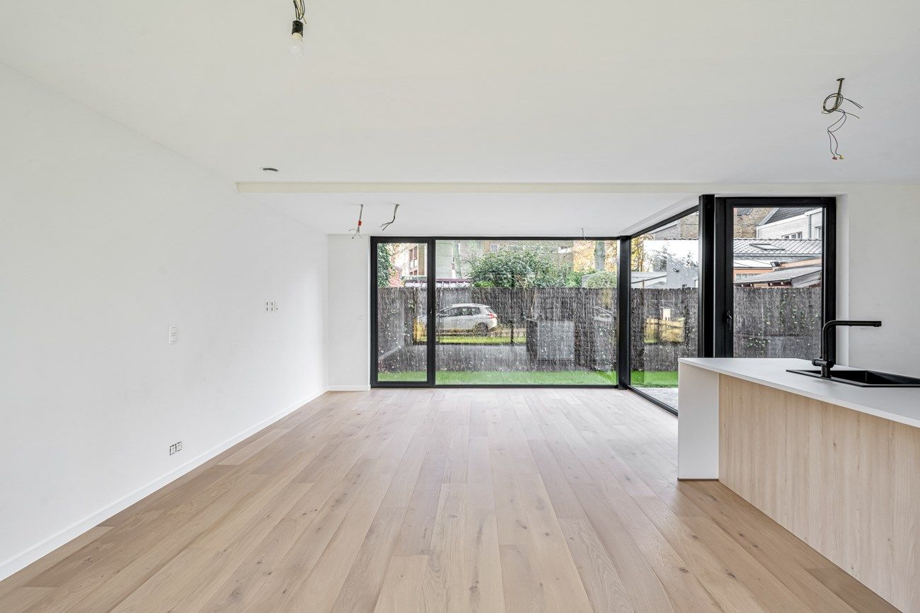 Instapklare nieuwbouwwoning met 4 slaapkamers, 2 badkamers en garage foto 7