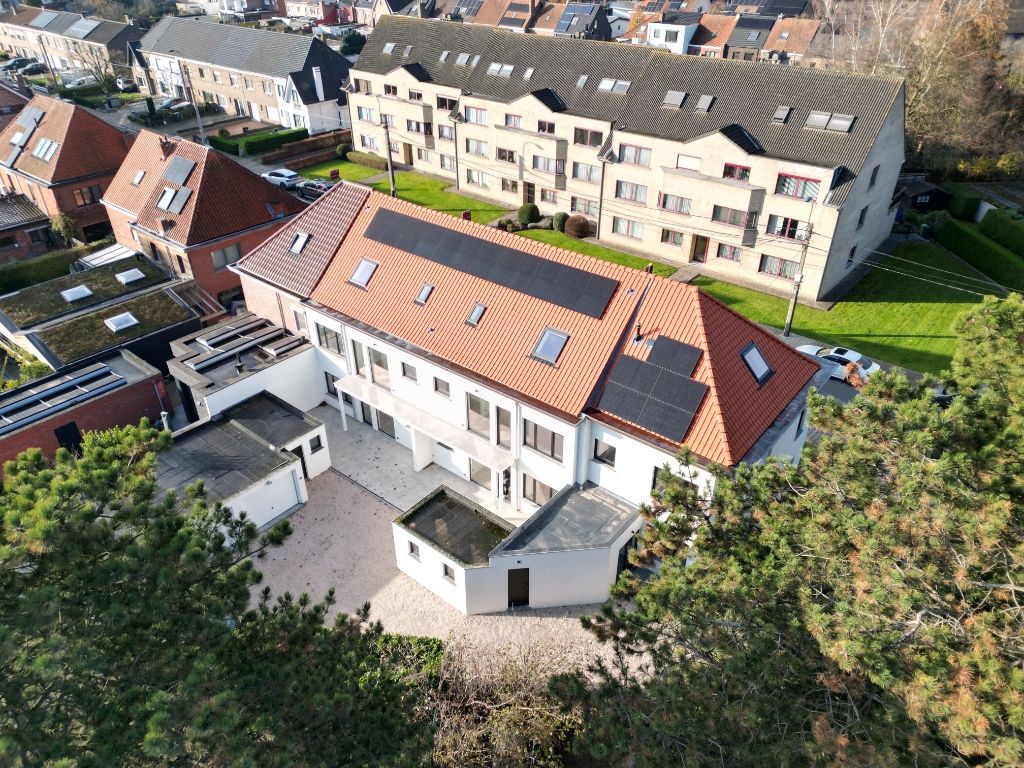 Rustig gelegen duplex appartement met 3 slaapkamer op 10 min van Gent centrum foto 14