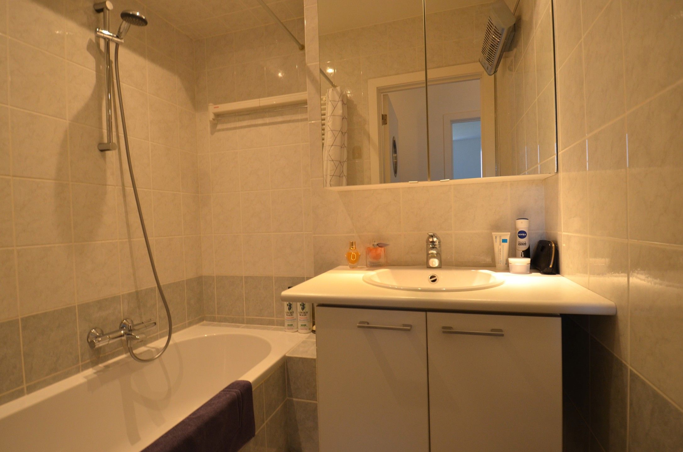 Zeer ruim appartement nabij het centrum van Lier foto 24