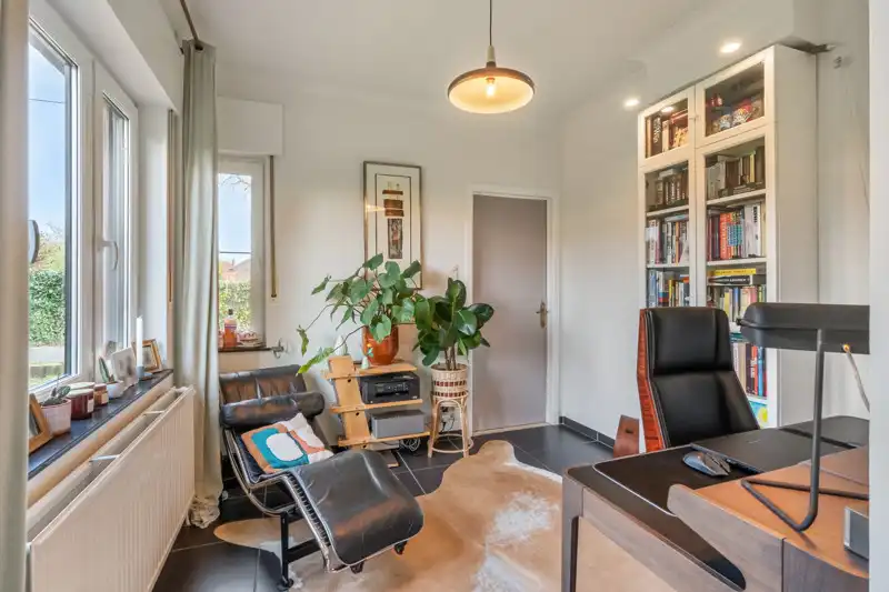 Uniek gelegen gezinswoning met bijgebouw op 8are foto 8