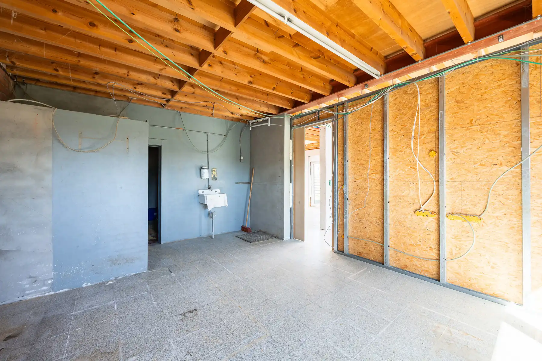 Woning met mogelijkheid tot handelszaak en weide van 3109 m² foto 20