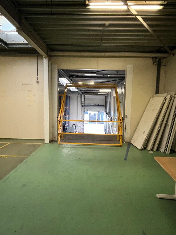 +/- 1790m² bedrijfsgebouw foto 17