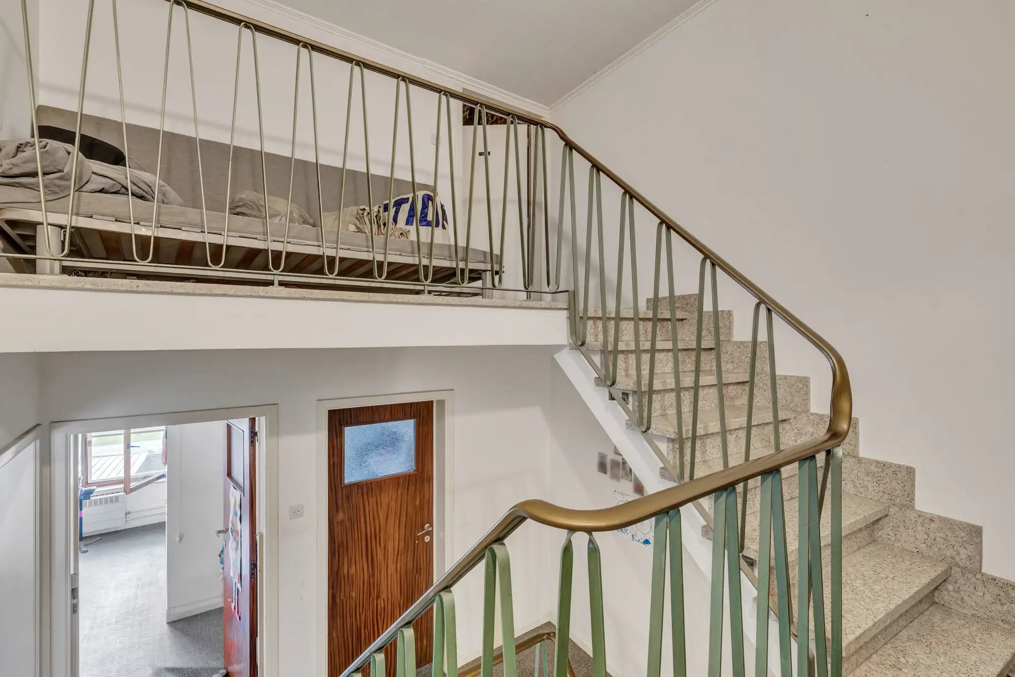 Instapklare woning nabij het treinstation foto 11
