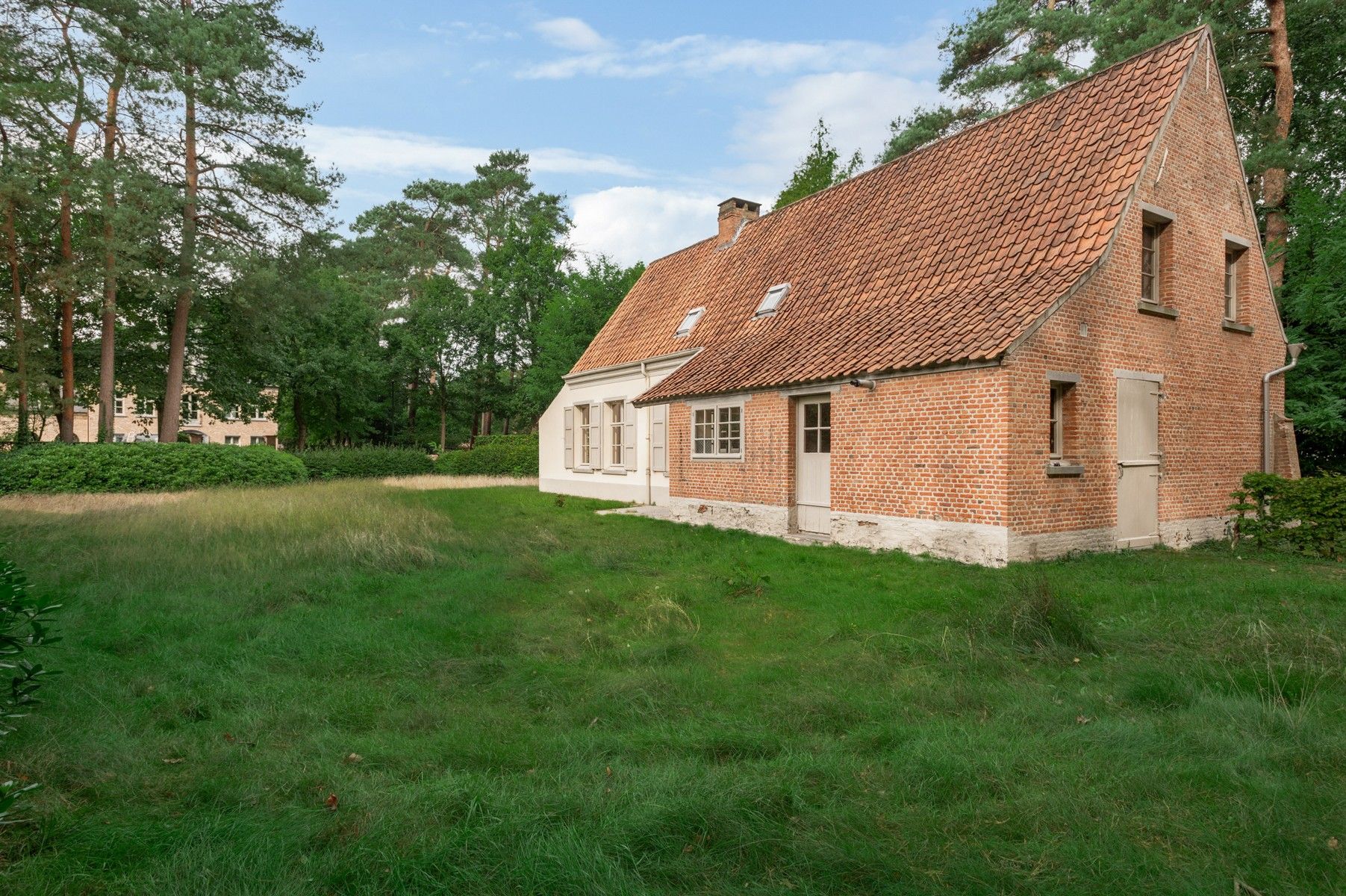 IN OPTIE !! Karaktervolle woning van architect Rombouts foto 3