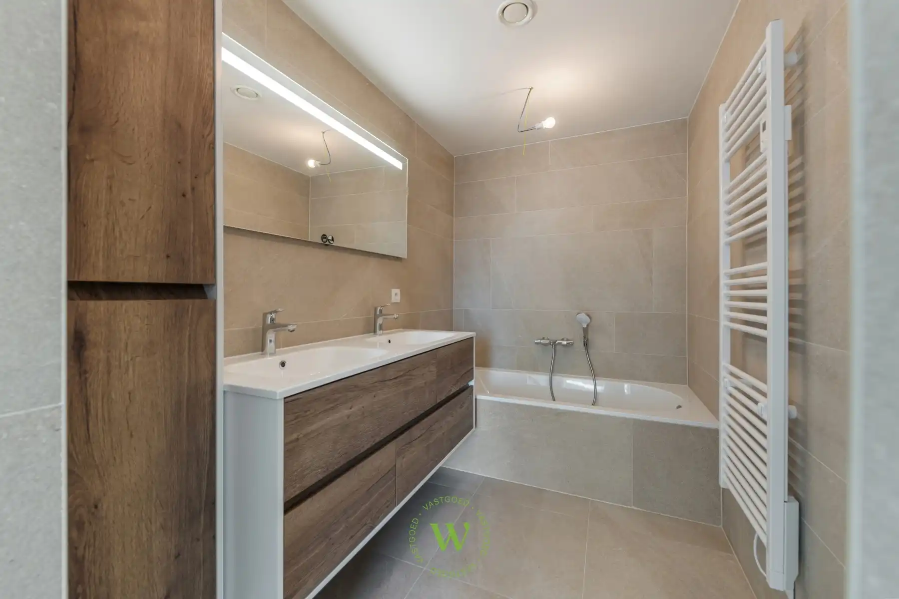 Sky Tower 2 — Laatste hoekapp op 9de verd met Z-W oriëntatie foto 15