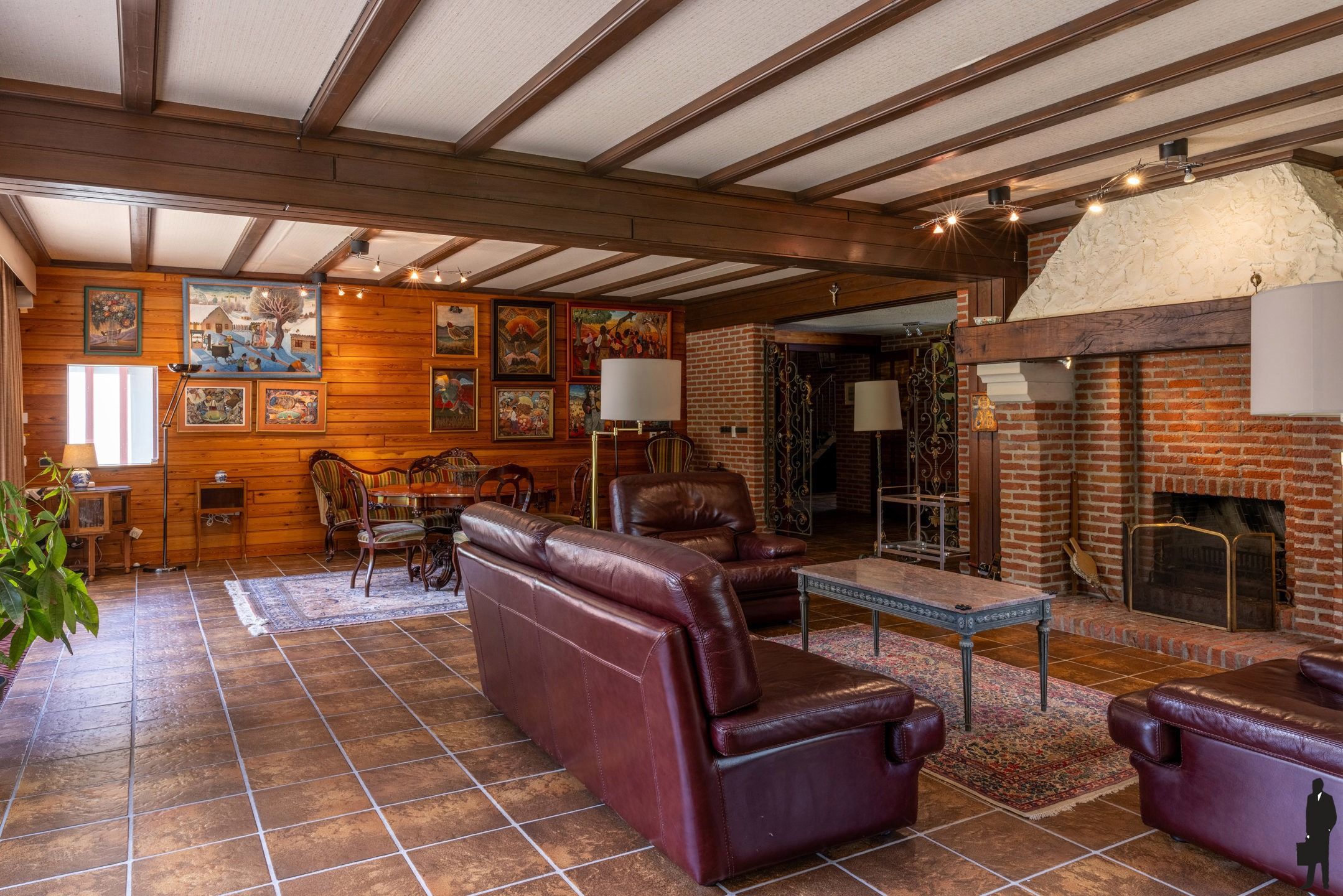 Seventiesvilla op toplocatie! foto 5