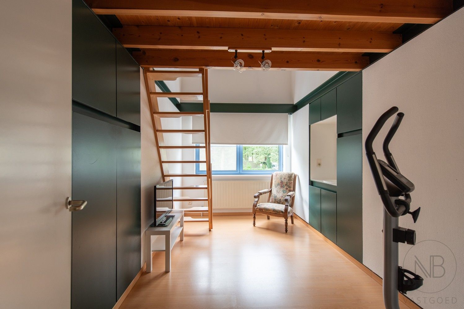 Moderne villa  met zwembad op toplocatie in Genk - instapklaar en future-proof foto 25