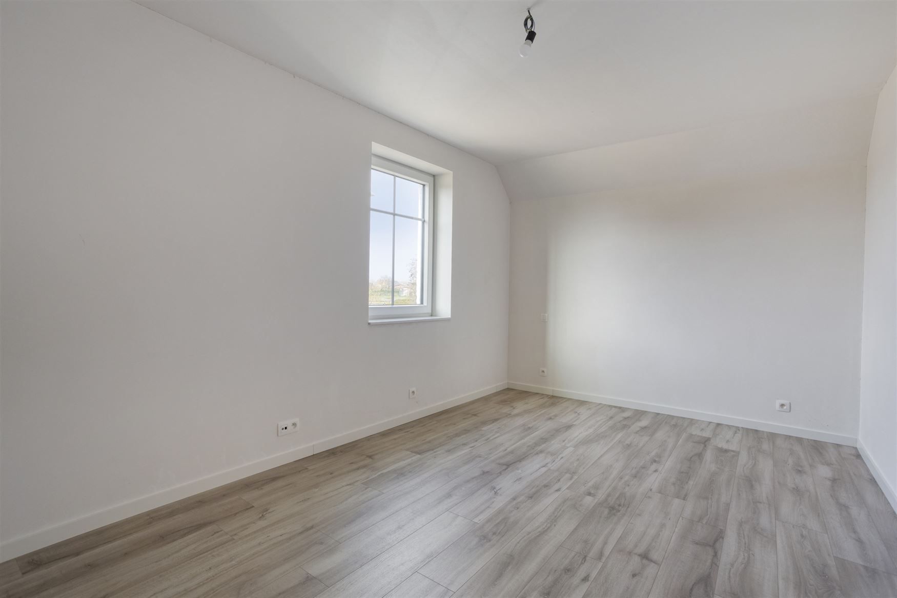 Ruime nieuwbouwwoning foto 10