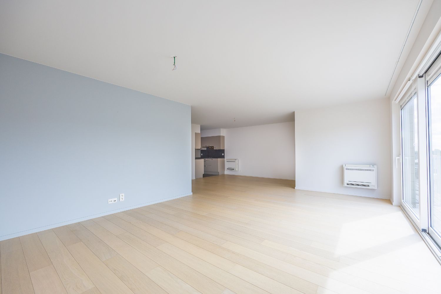Modern gerenoveerd ruim appartement vlakbij het strand van Bredene foto 3