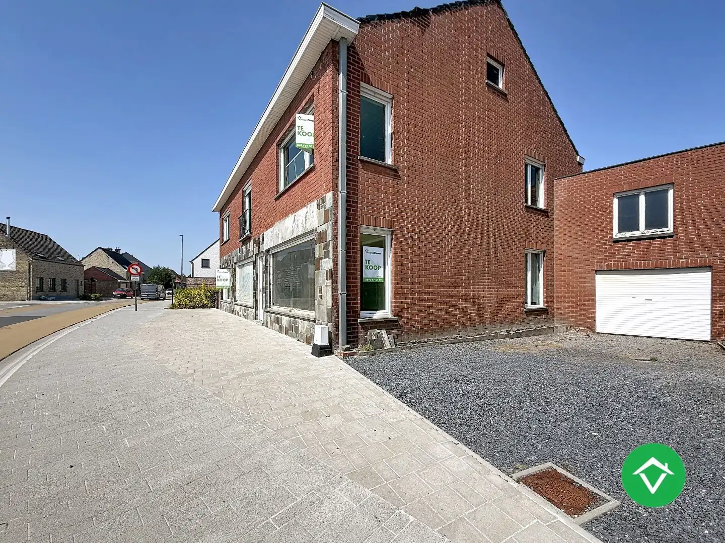 Gezinswoning met polyvalente ruimte, vijf slaapkamers en inpandige garage te Koekelare foto 32