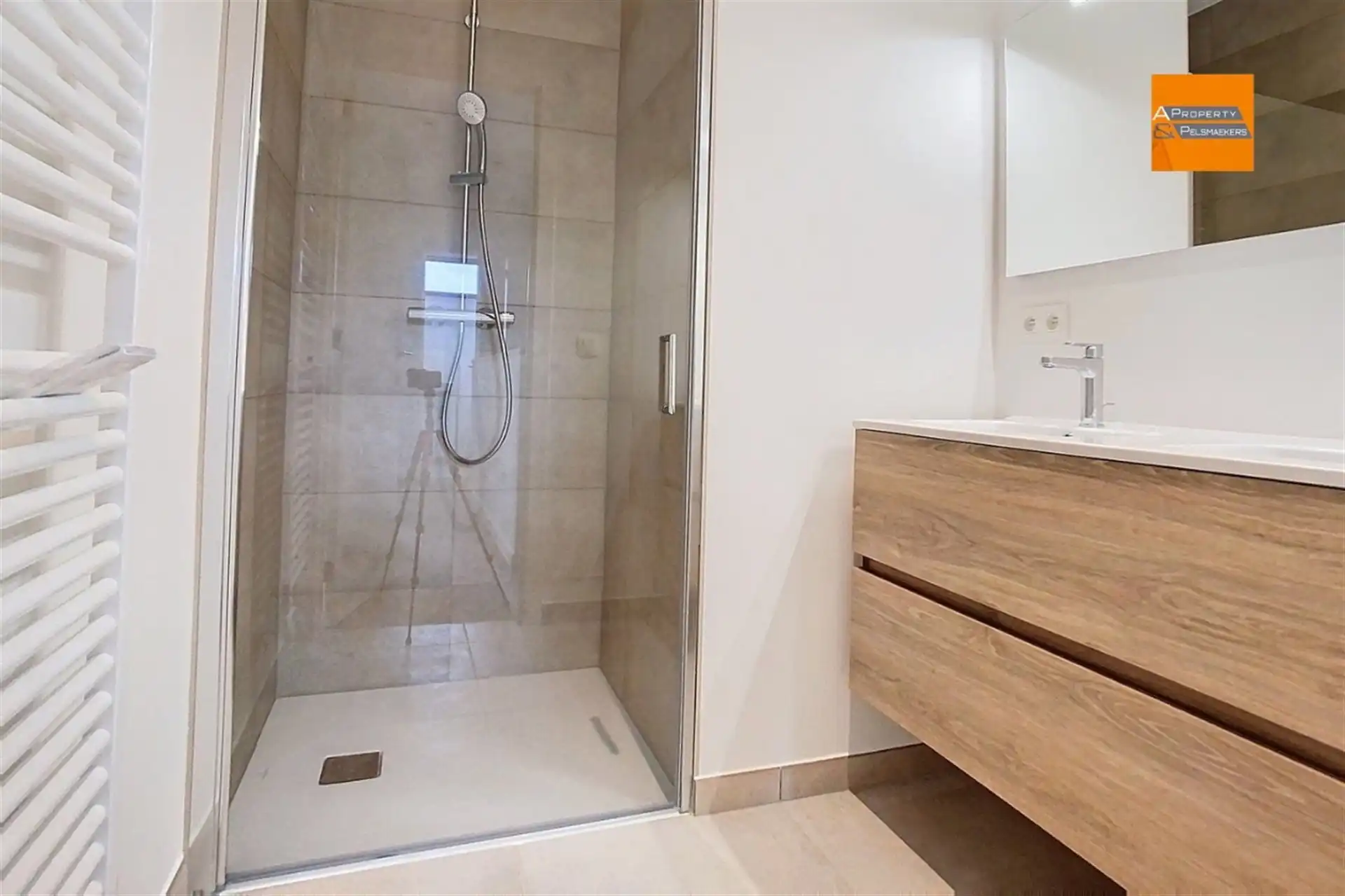 Uitzonderlijk duplexappartement met hoogwaardige afwerking aan The National Golf foto 7