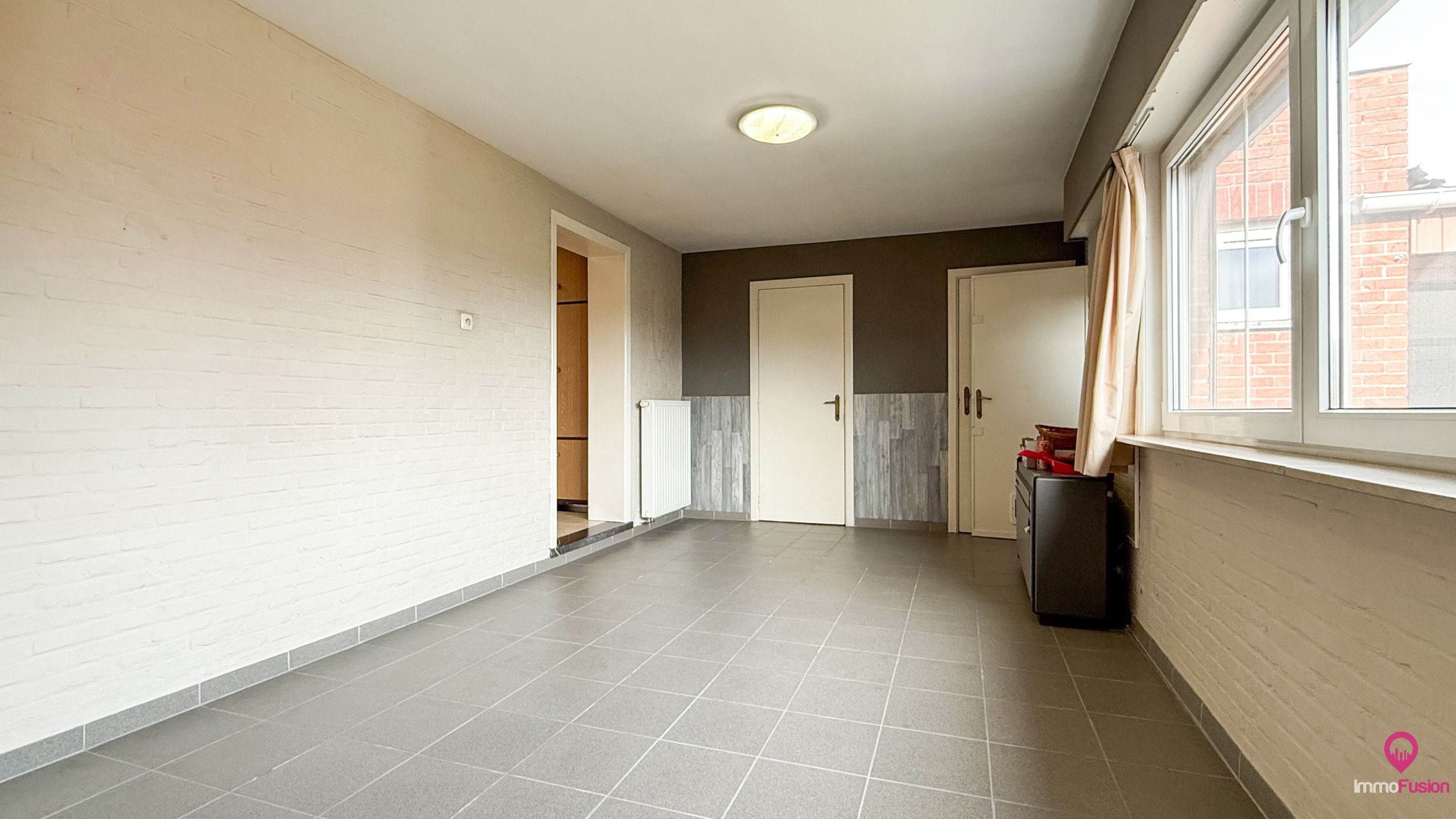 Ruime gezinswoning 4 slpks, grote kelder & werkplaats! foto 14